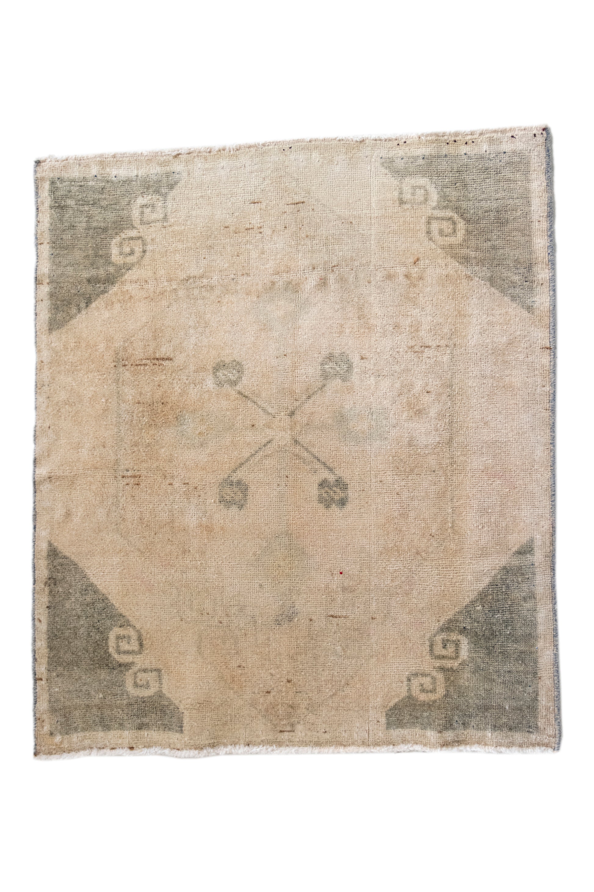 No. 2365 | 2'4 x 2'9