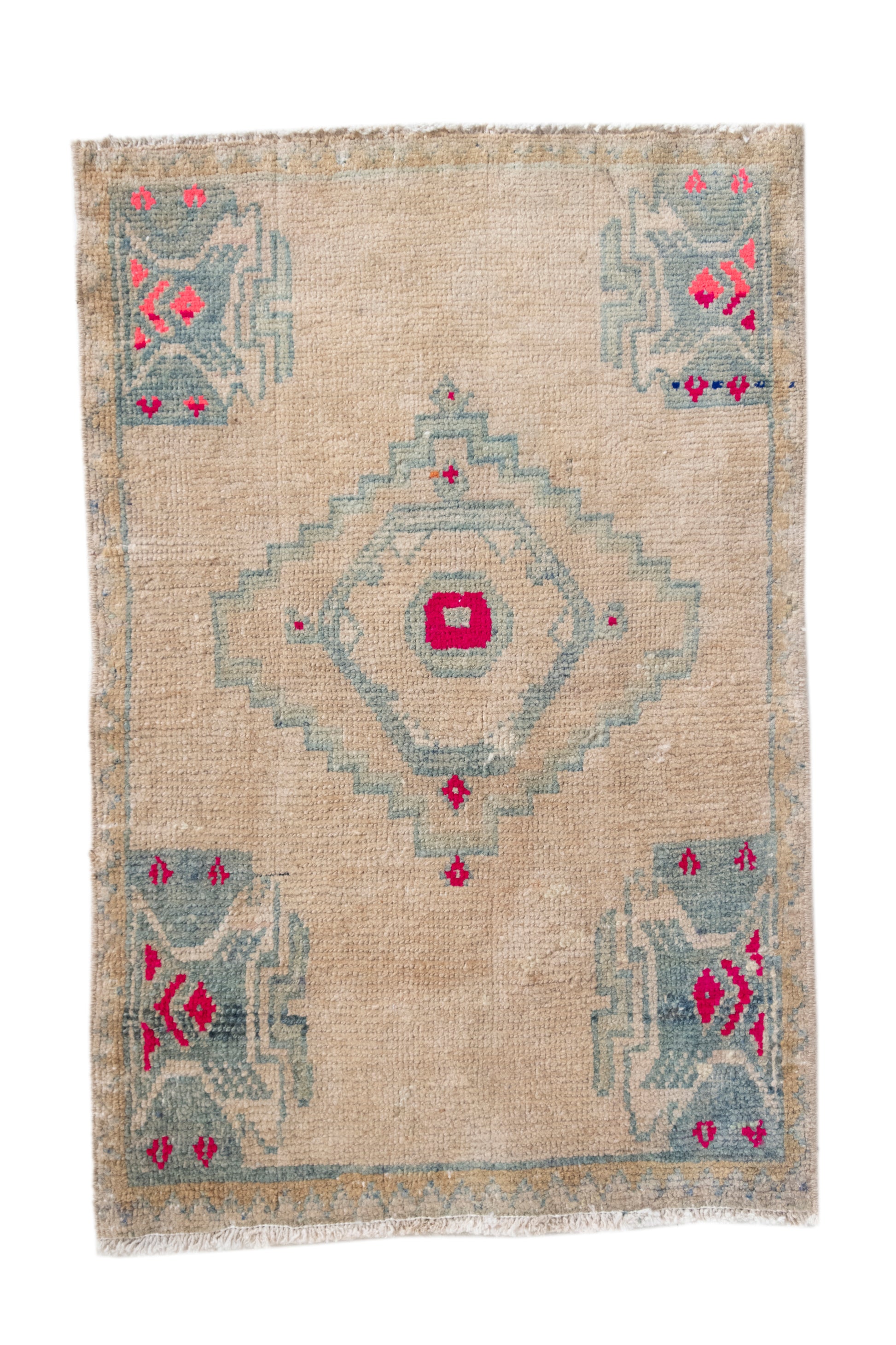 No. 2366 | 1'10 x 2'9