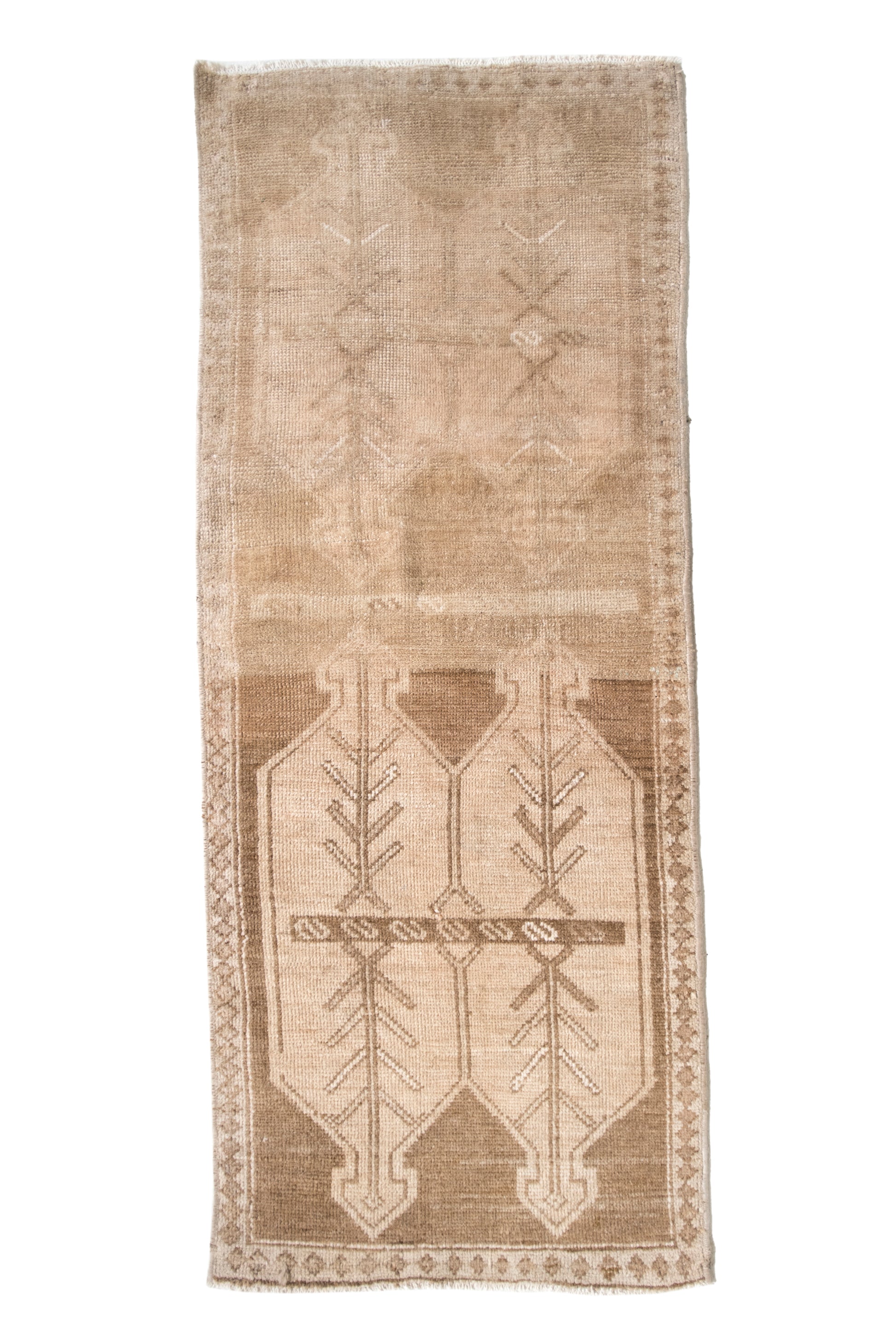 No. 2378 | 1'10 x 4'8