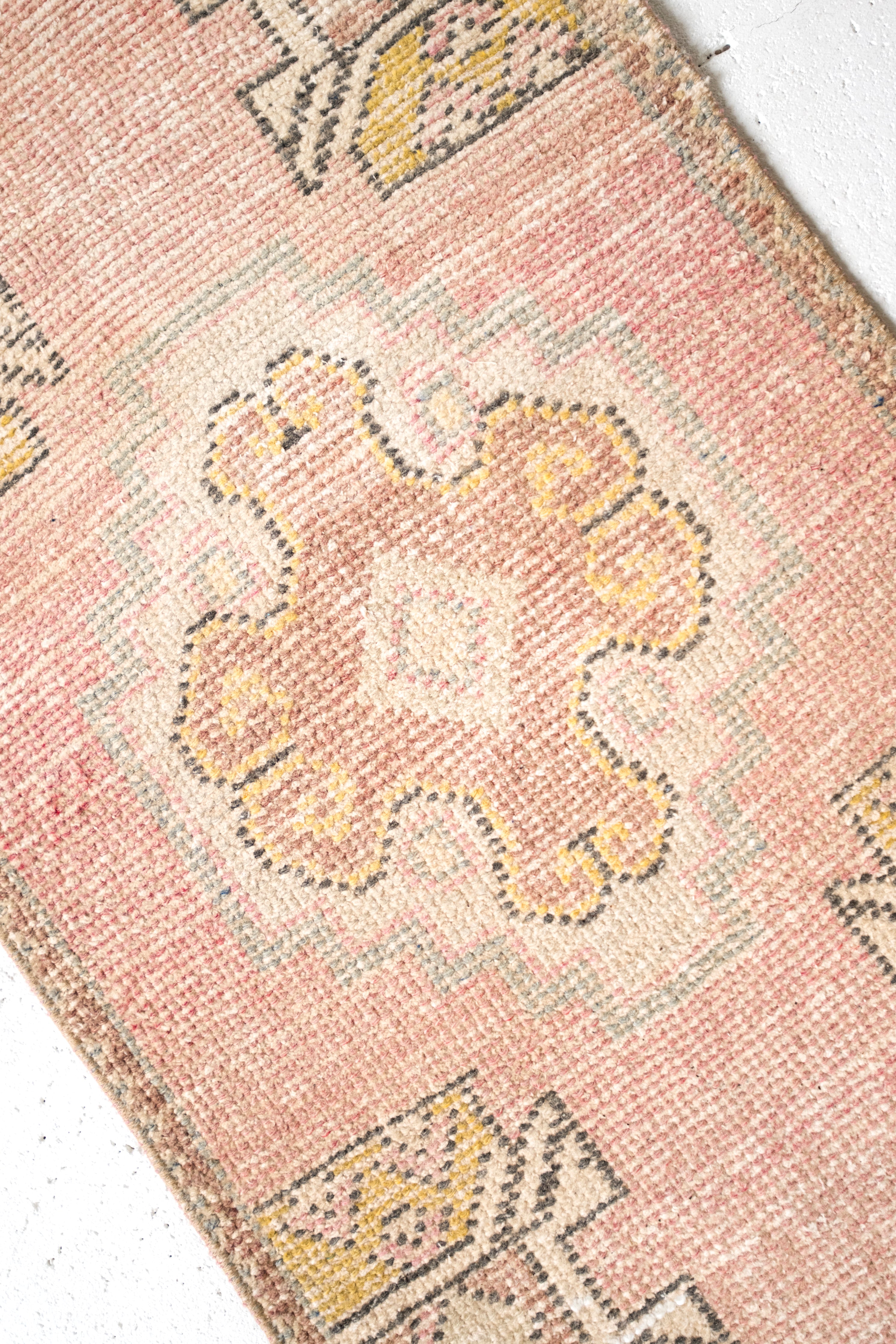 No. 2379 | 1'9 x 2'11