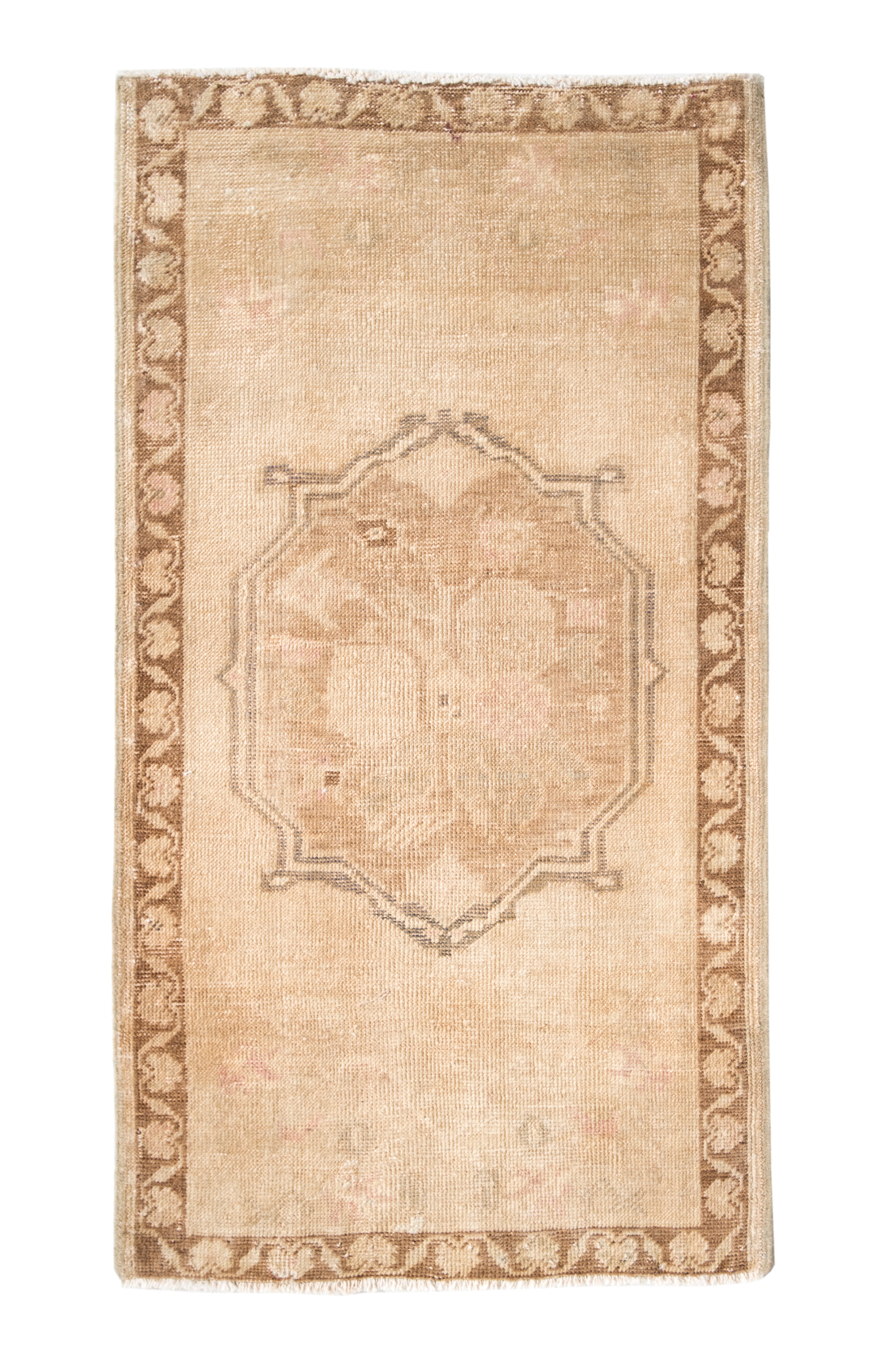 No. 2381 | 1'10 x 3'4