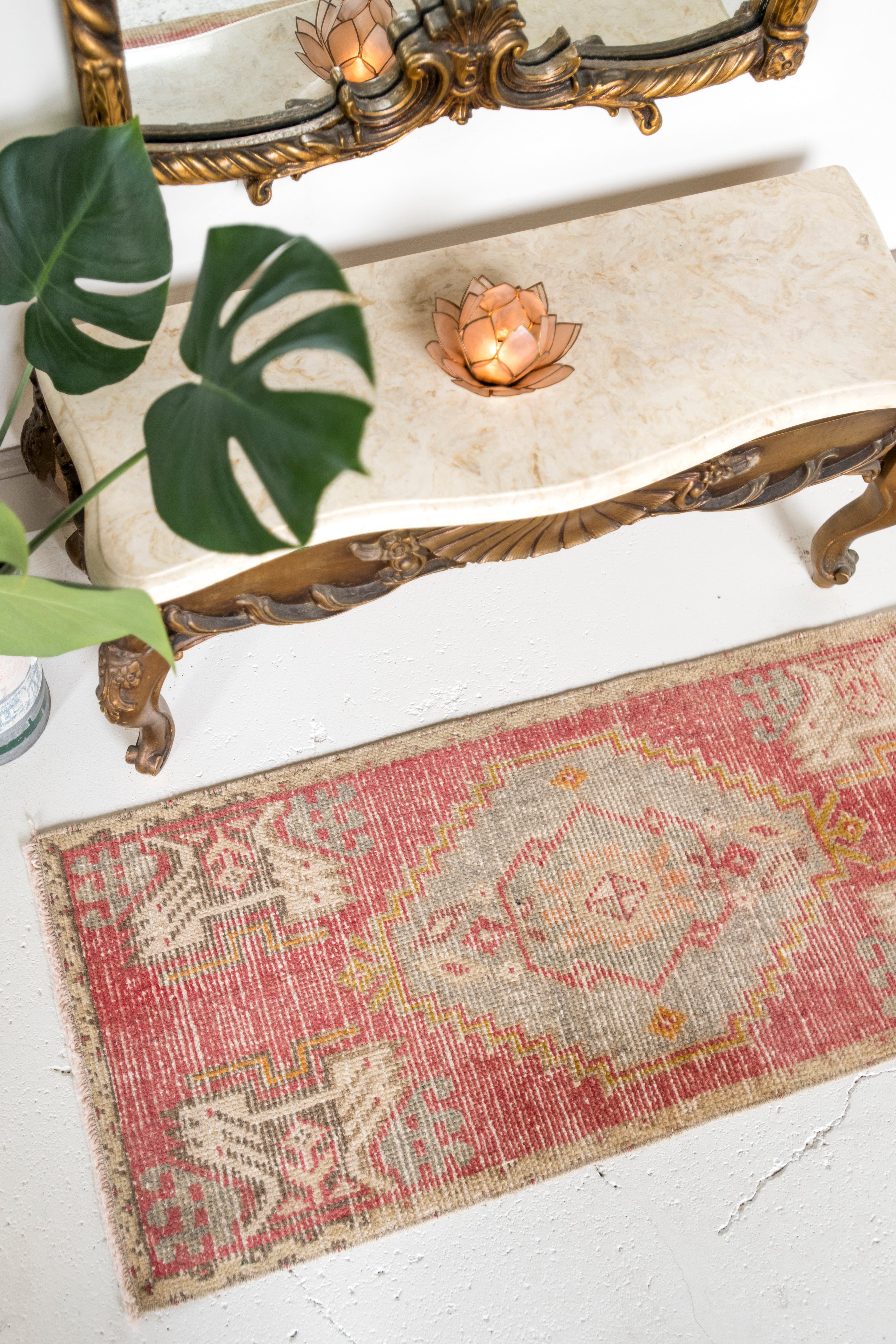 No. 2383 | 1'6 x 3'4