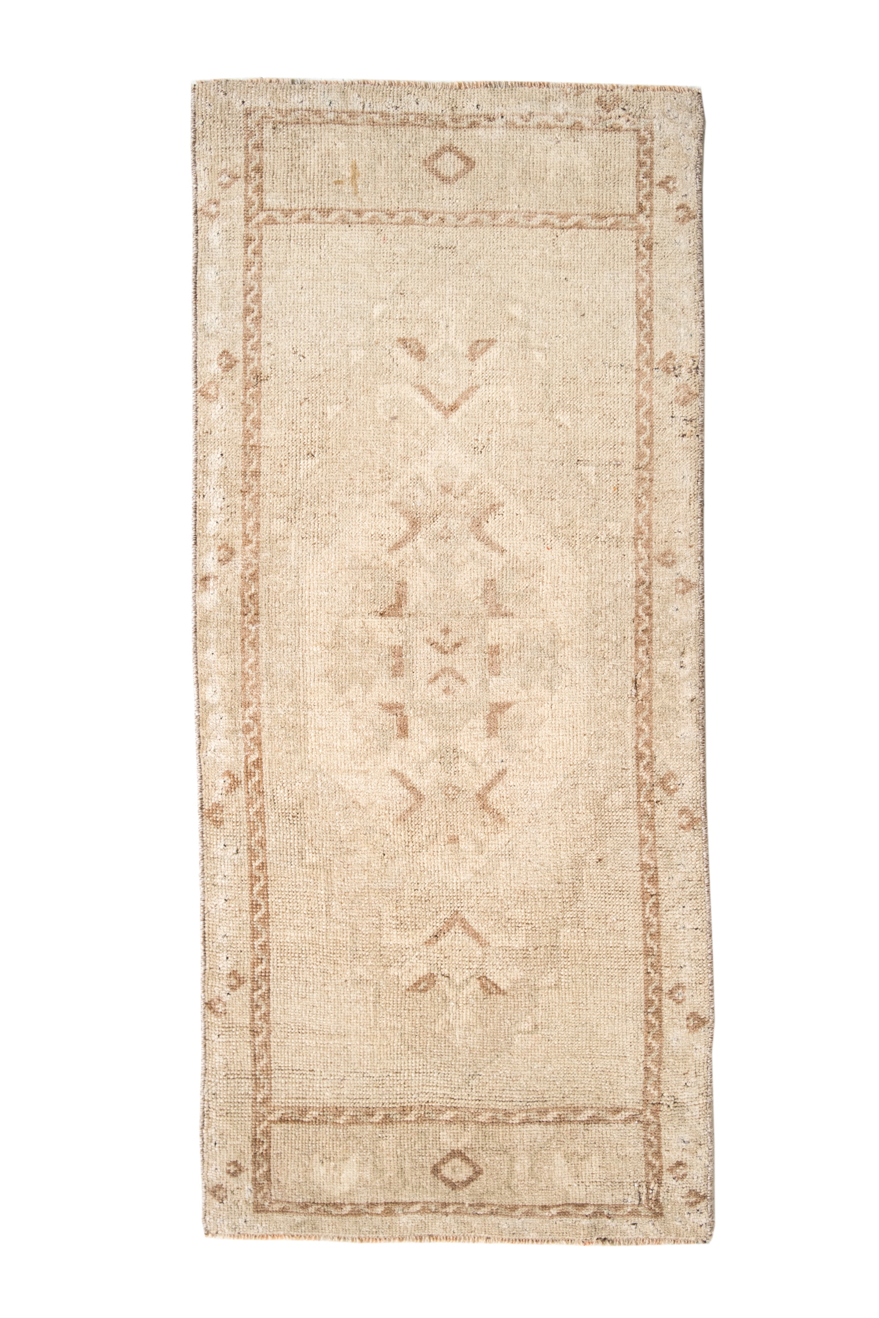 No. 2390 | 1'8 x 3'8