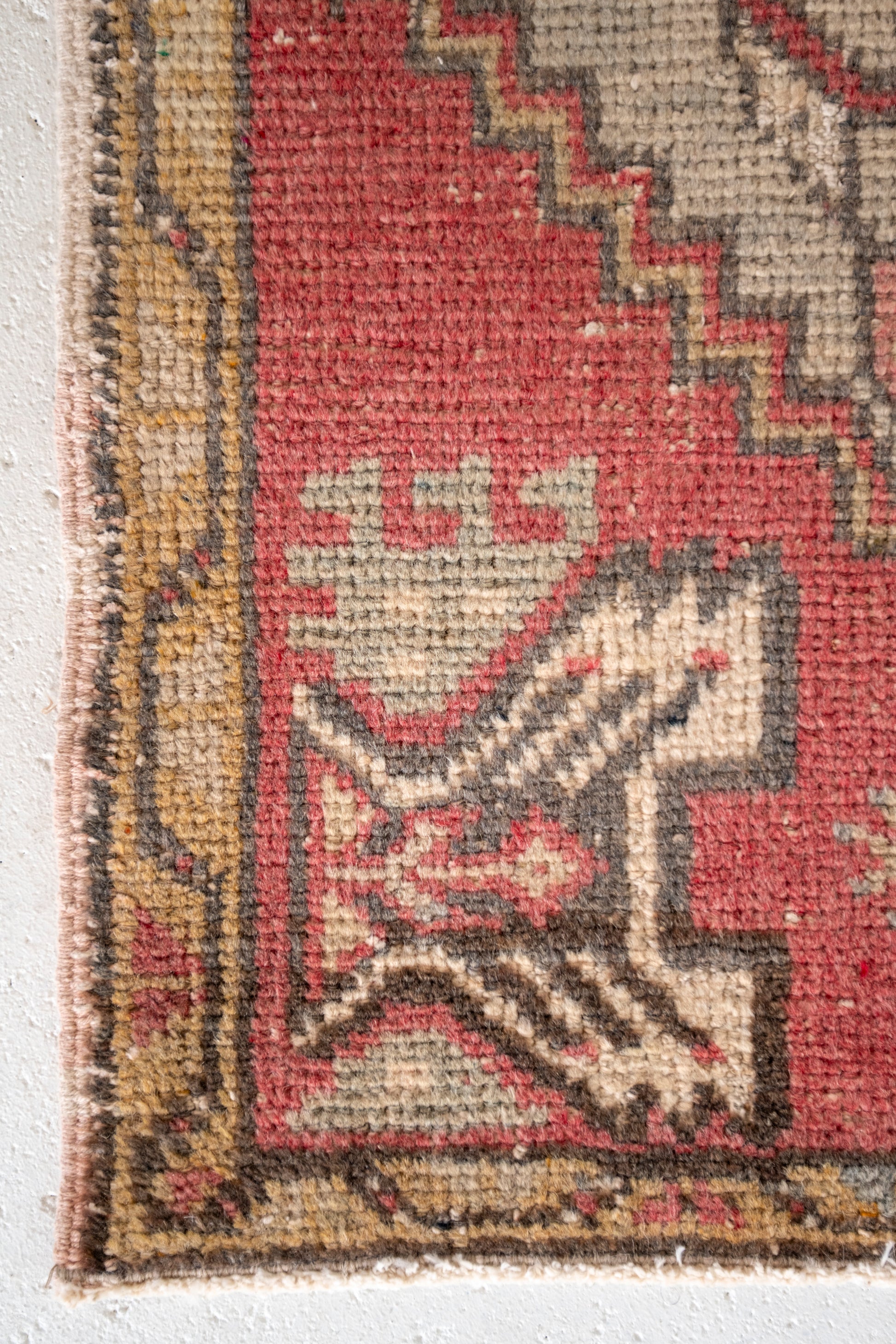 No. 2393 | 1'9 x 3'1