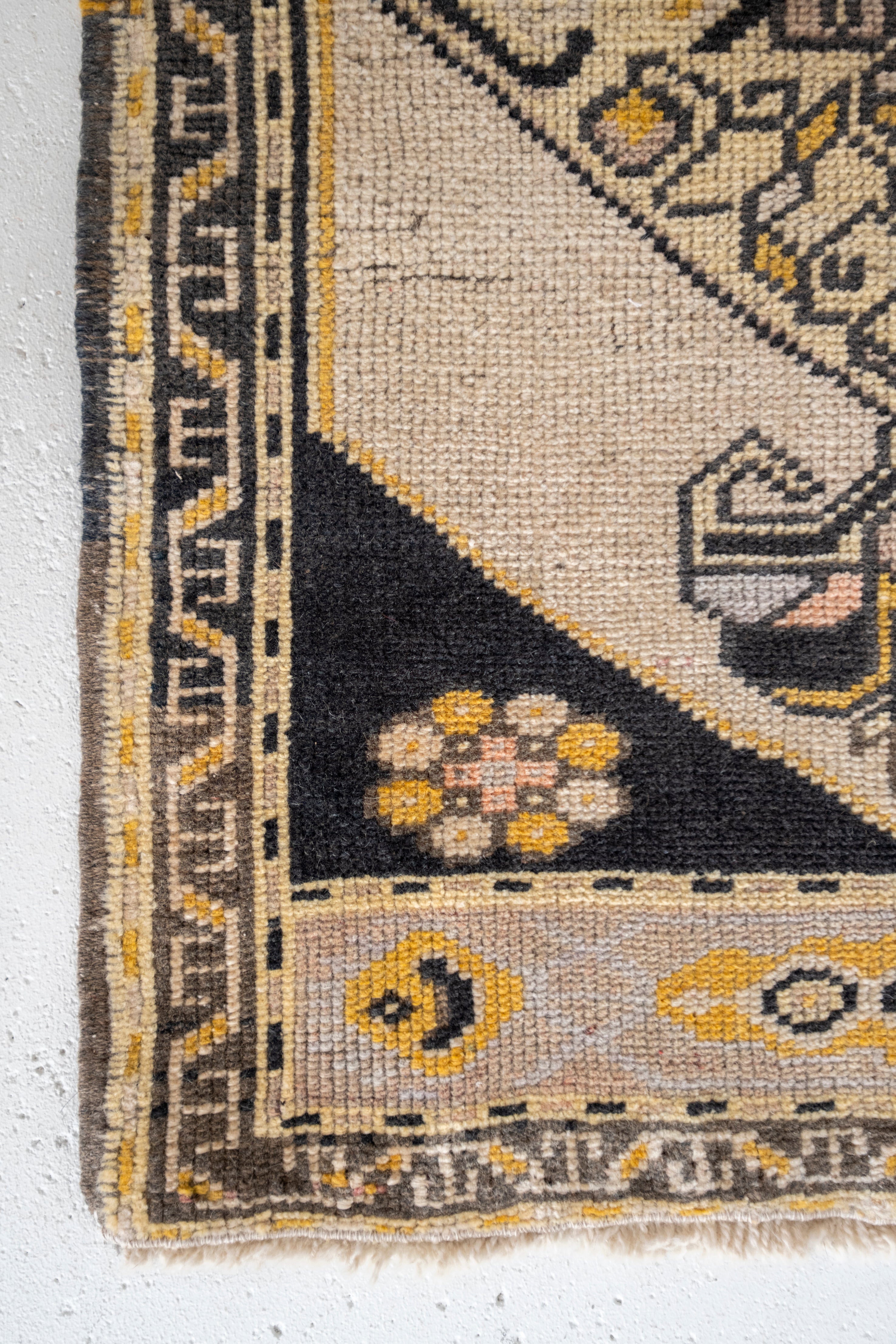 No. 2397 | 1'10 x 4'1