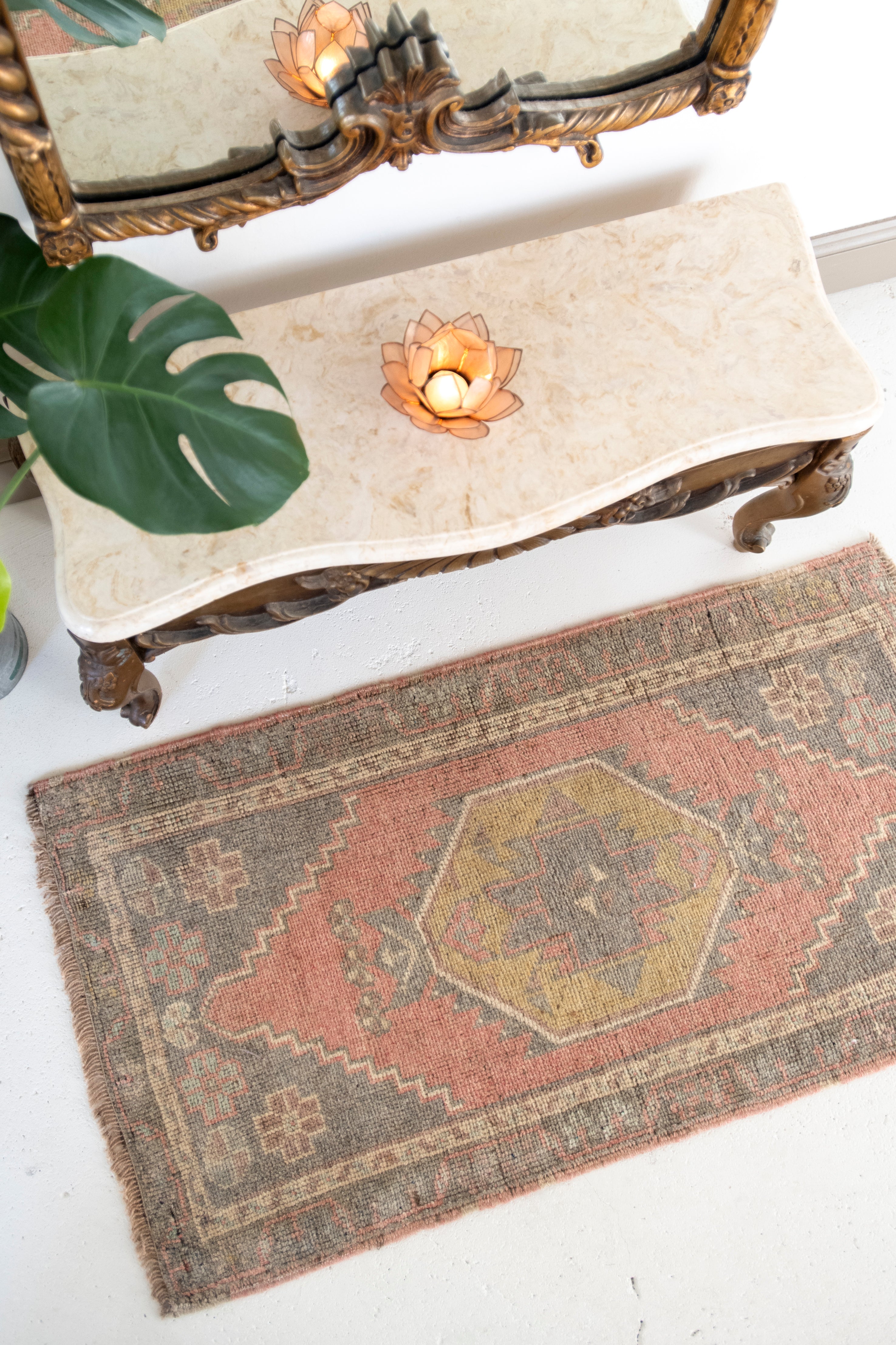 Small Rugs – Six Vintage Rugs