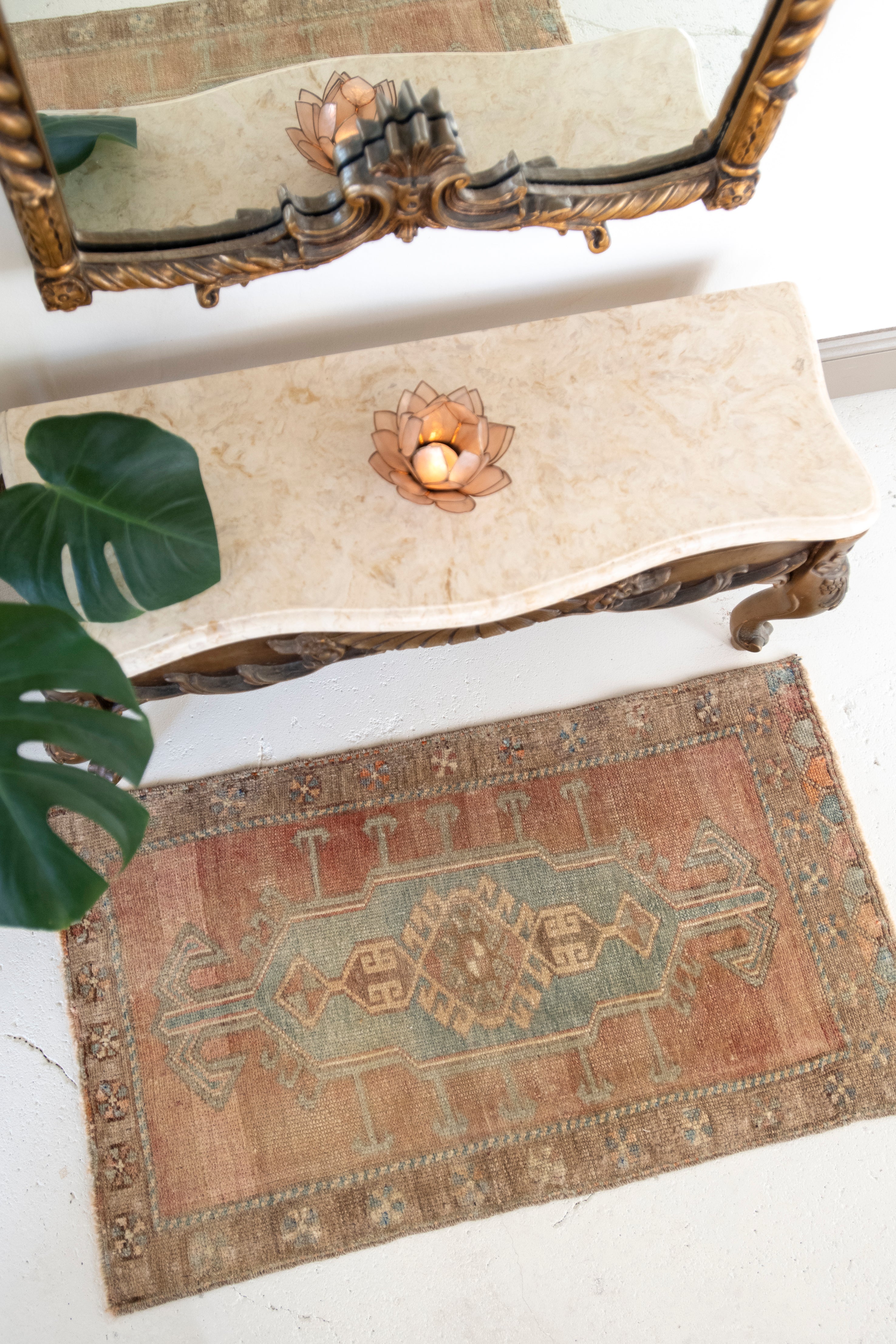 No. 2407 | 1'8 x 3'1