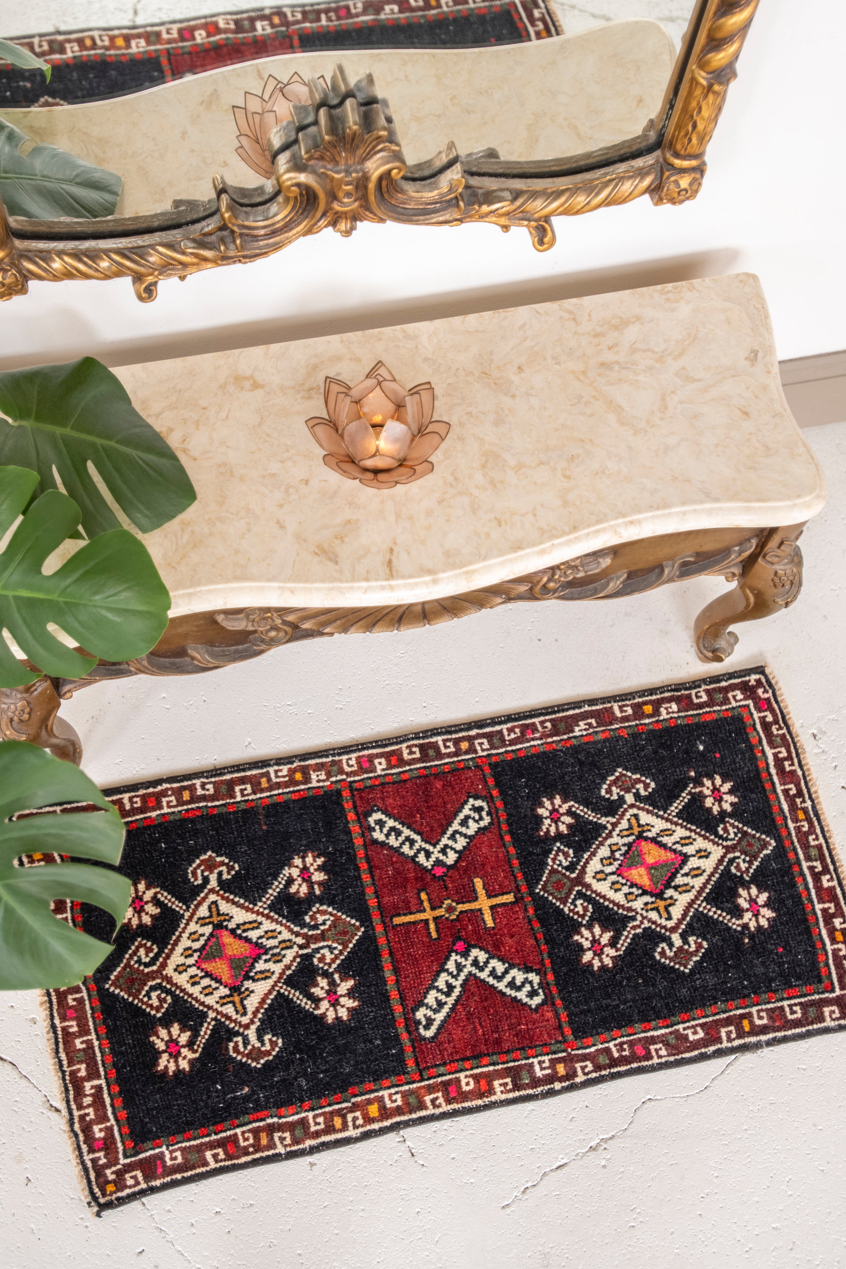Small Rugs – Six Vintage Rugs
