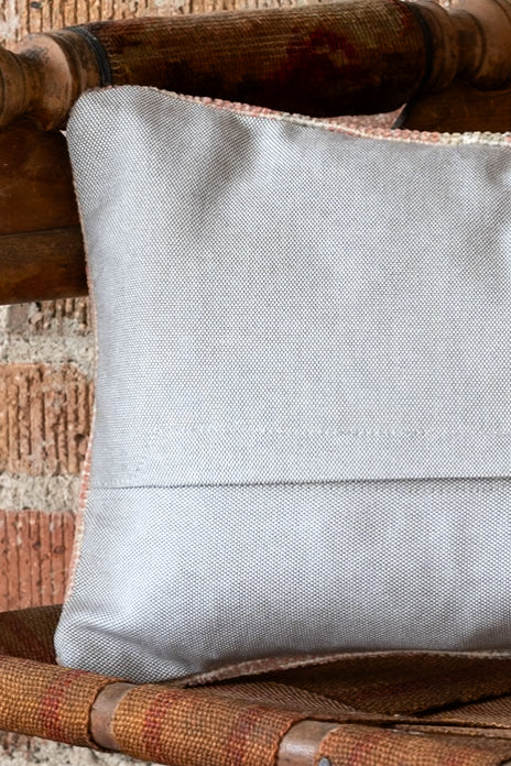 Pillow No. 262 | 20” x 12”