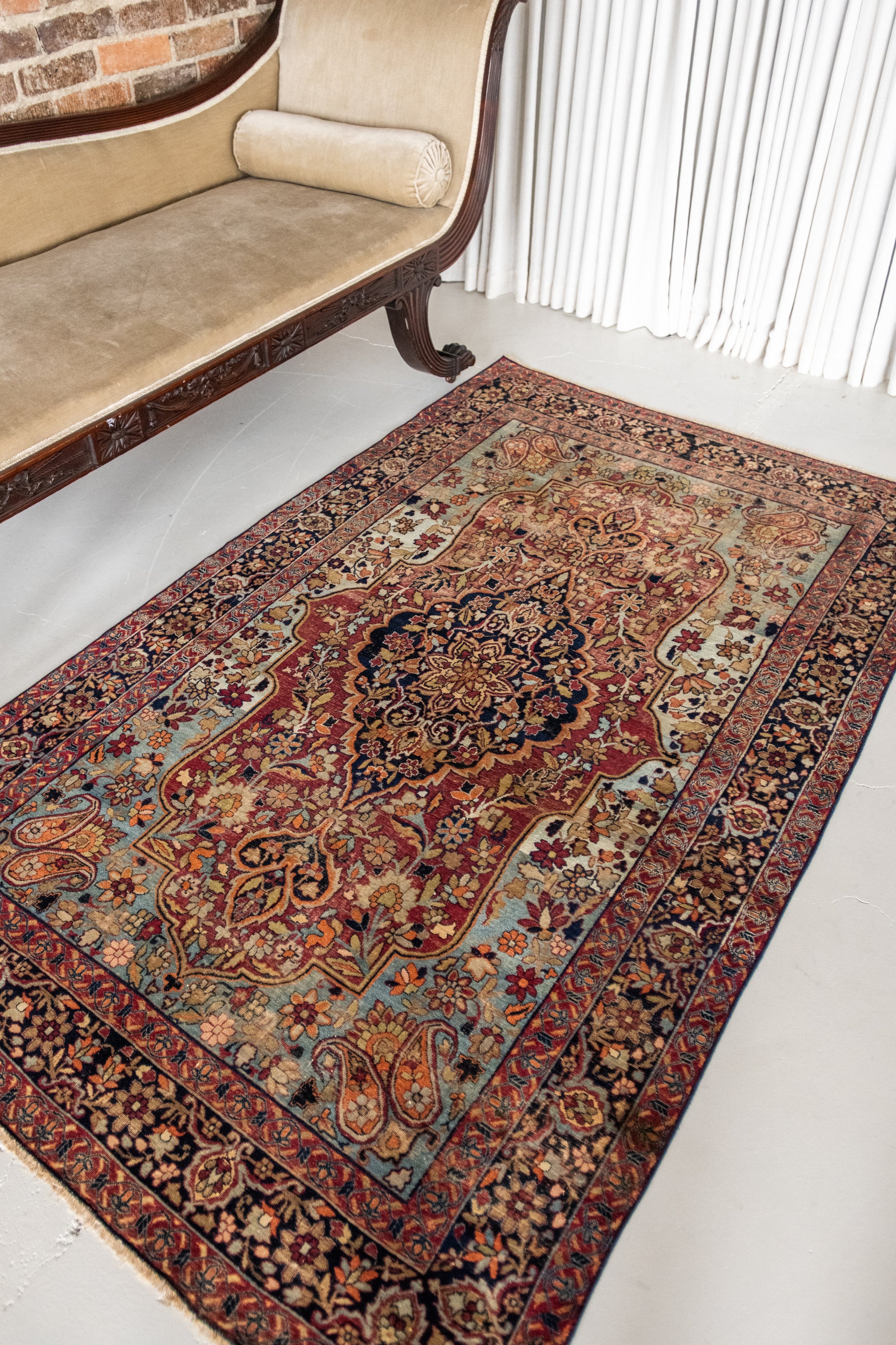 RESERVED | Damaris 4'1 x 6'9