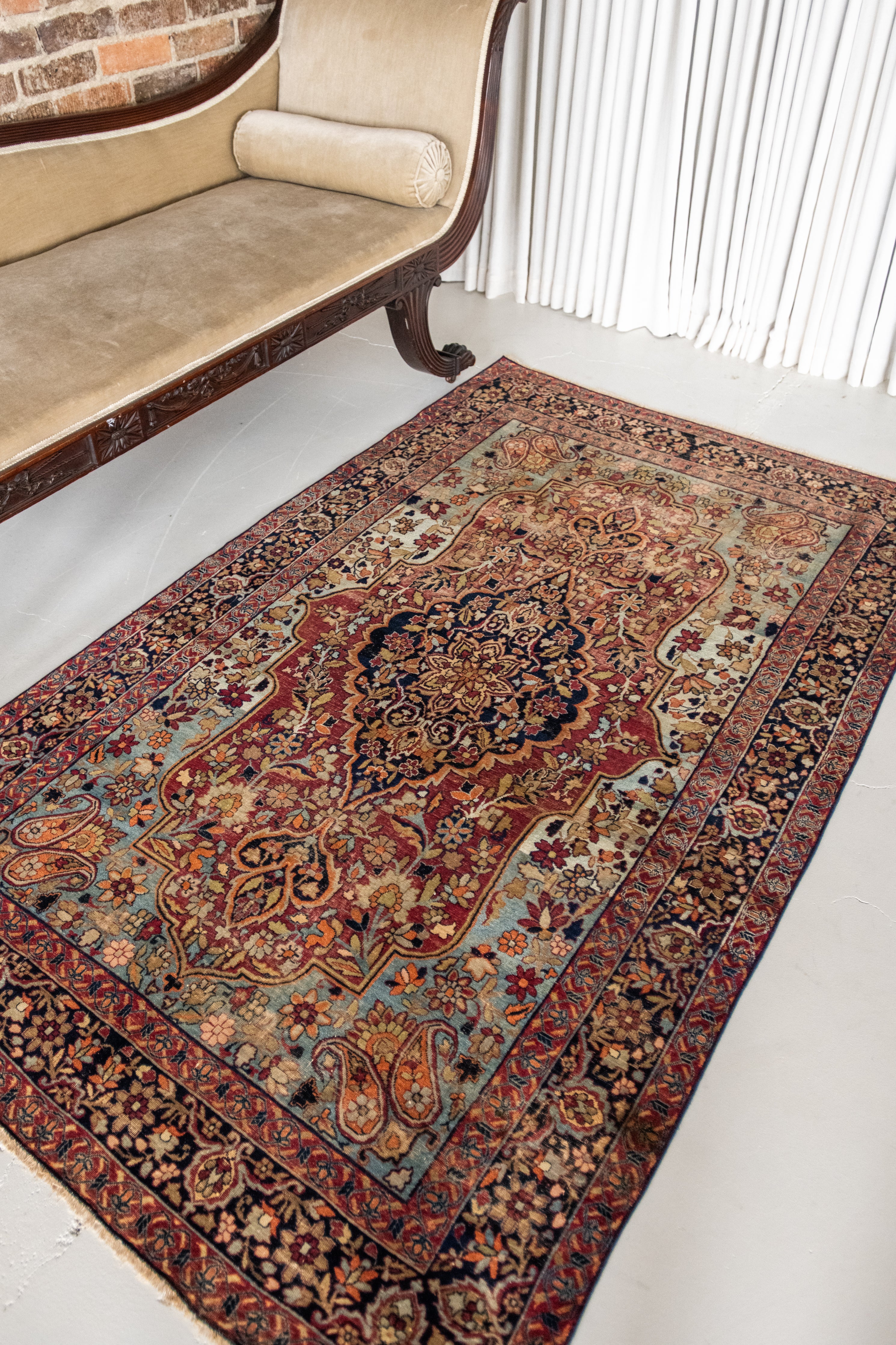 RESERVED | Damaris 4'1 x 6'9