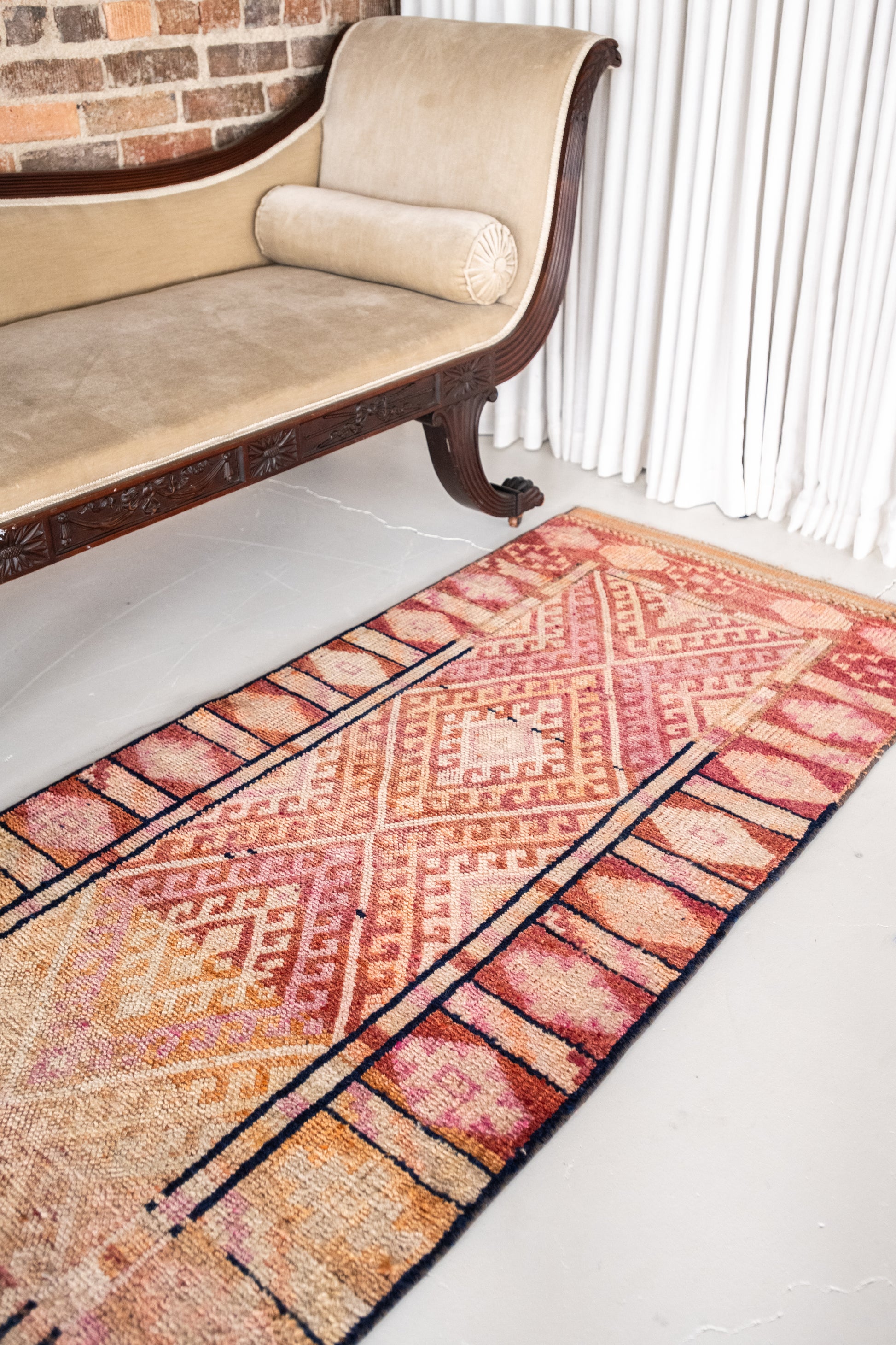 RESERVED | Solana 2'10 x 6'9