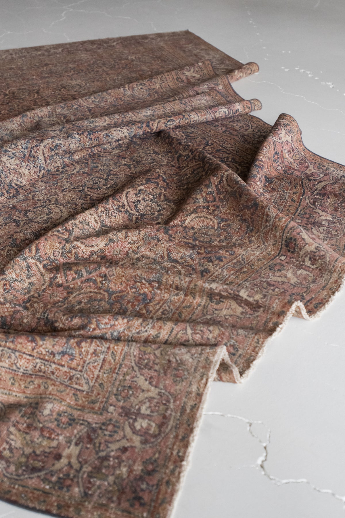 Elizabethan Rug Elizabeth 6' x 10'10 – Six Vintage Rugs