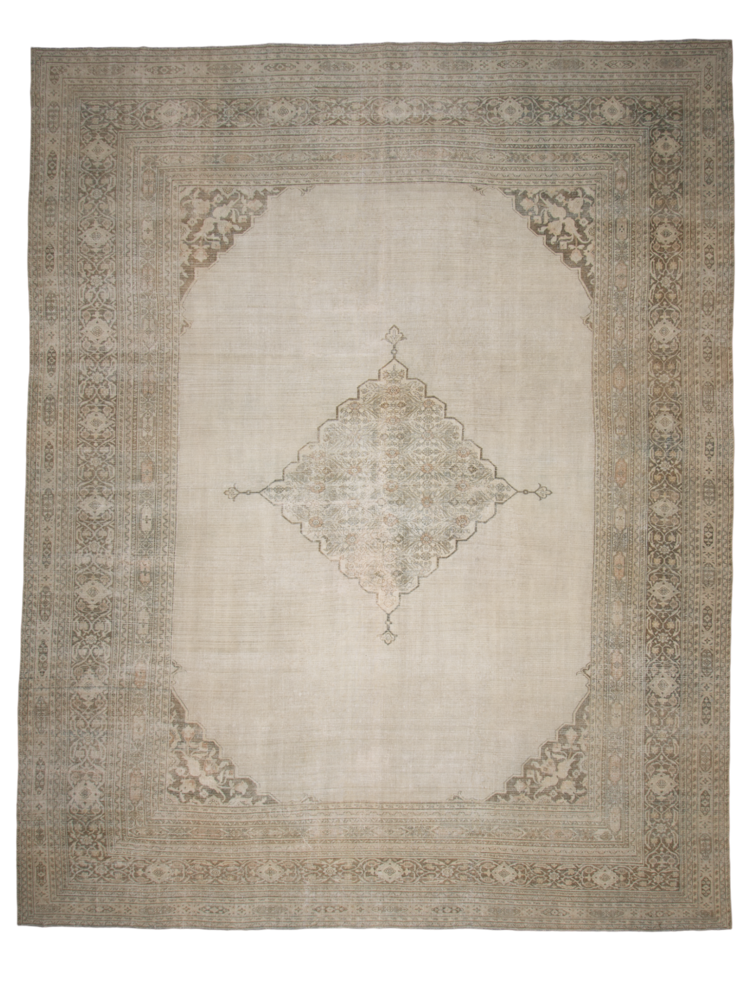Laleh 13'9 x 17'