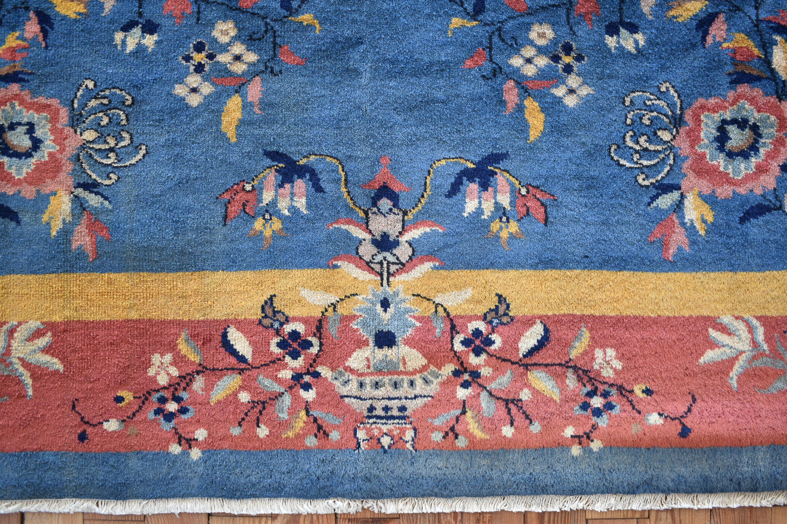 Chinoiserie 6'1 x 8'9