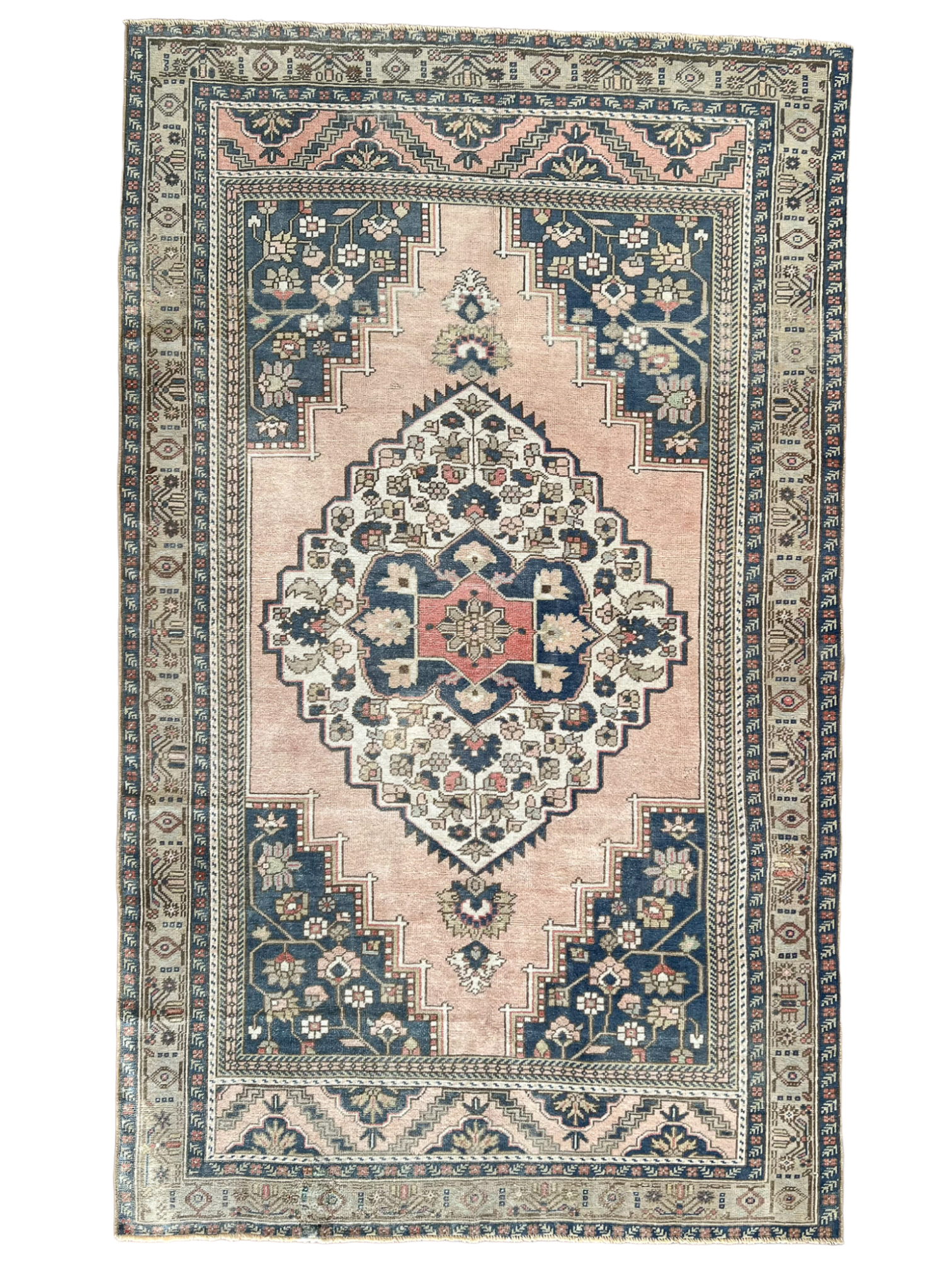 Isabella 5'4 x 8'11 – Six Vintage Rugs