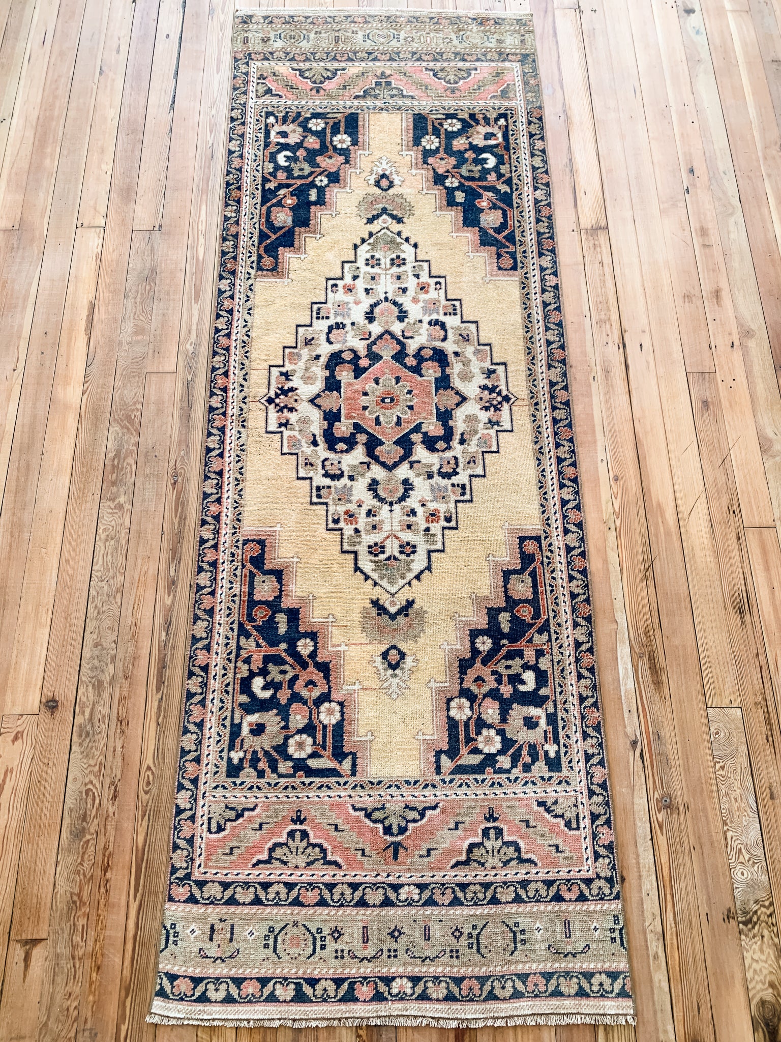 Annabella 3'4 x 9'8