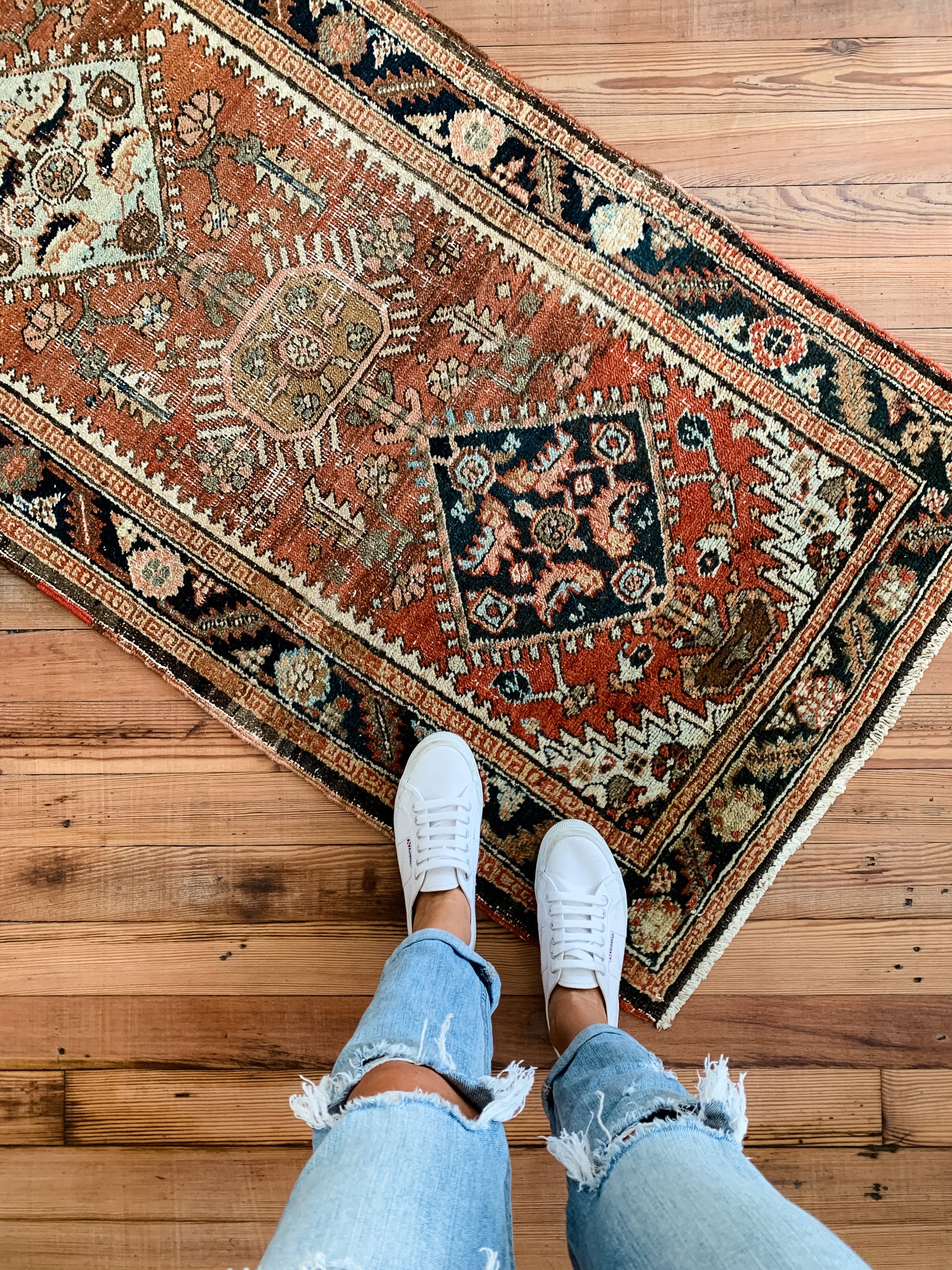Samirah 2'8 x 17'8
