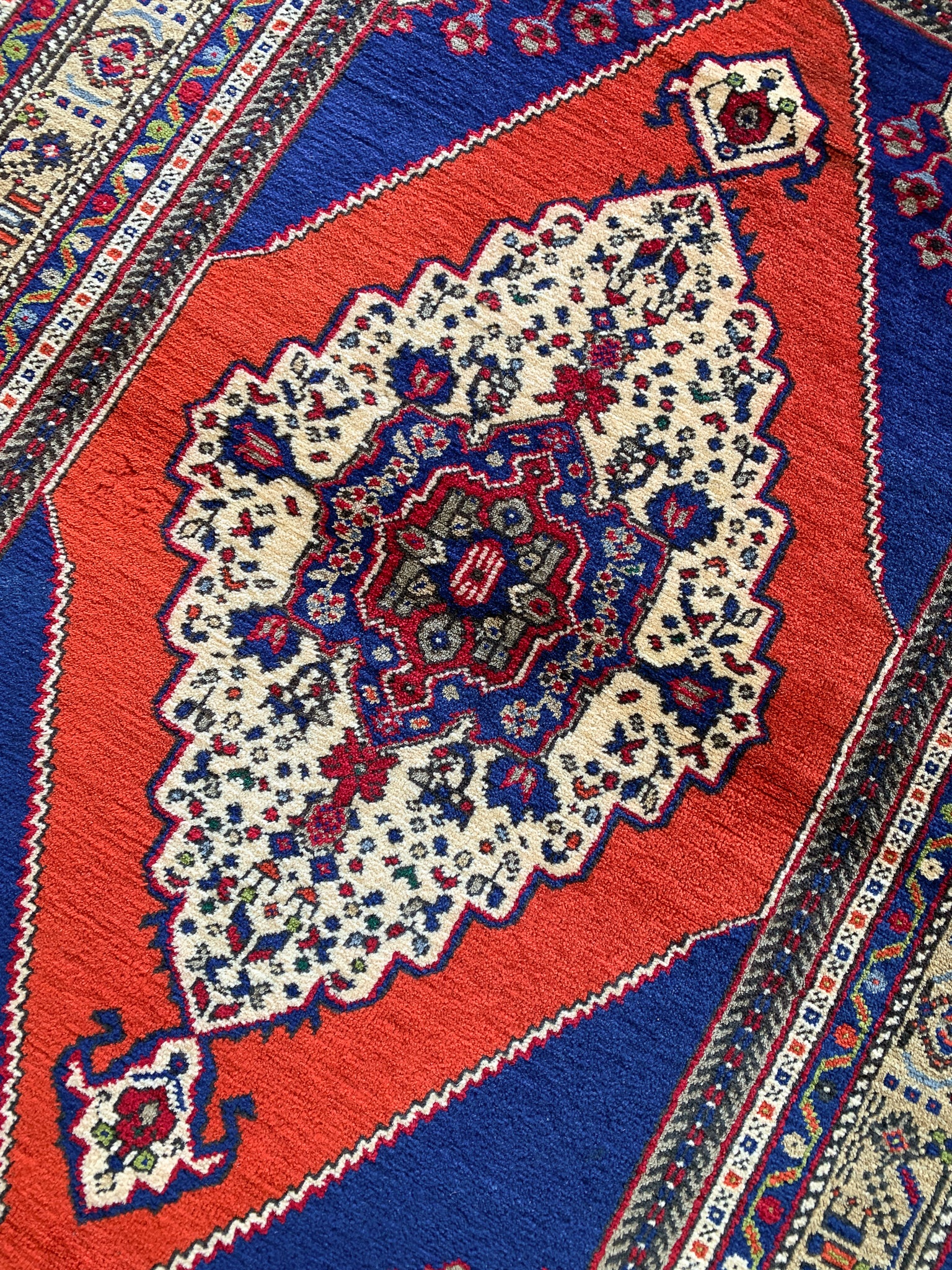 July 4'3 x 7'2