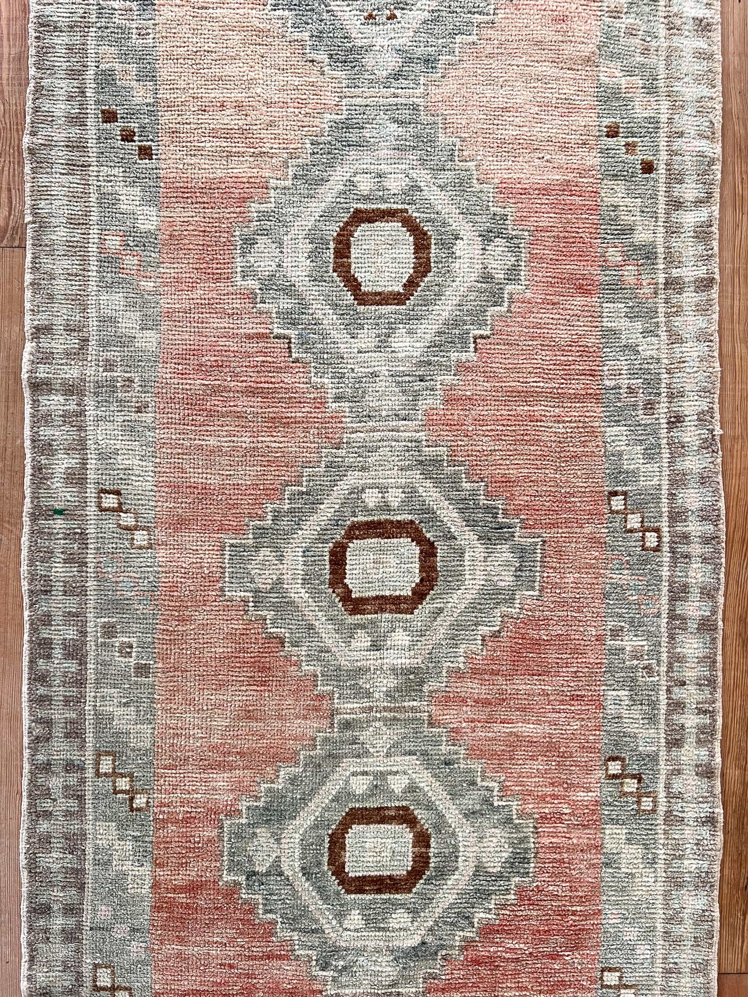Laura 3' x 7'5