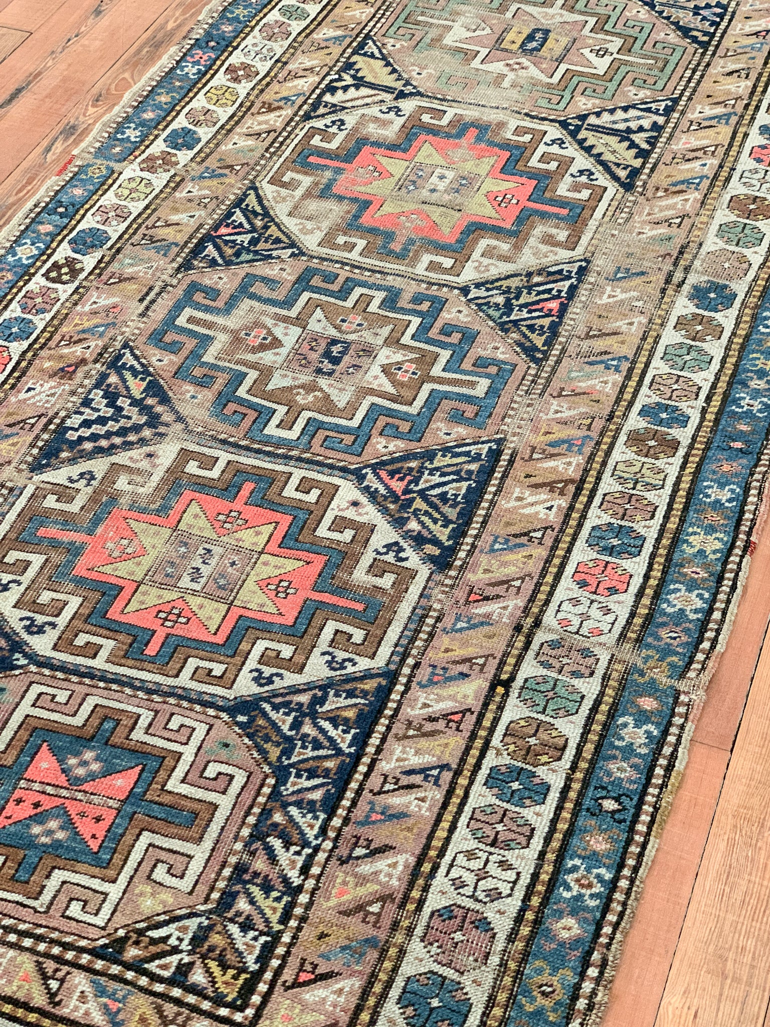 Salveh 3'6 x 8'4