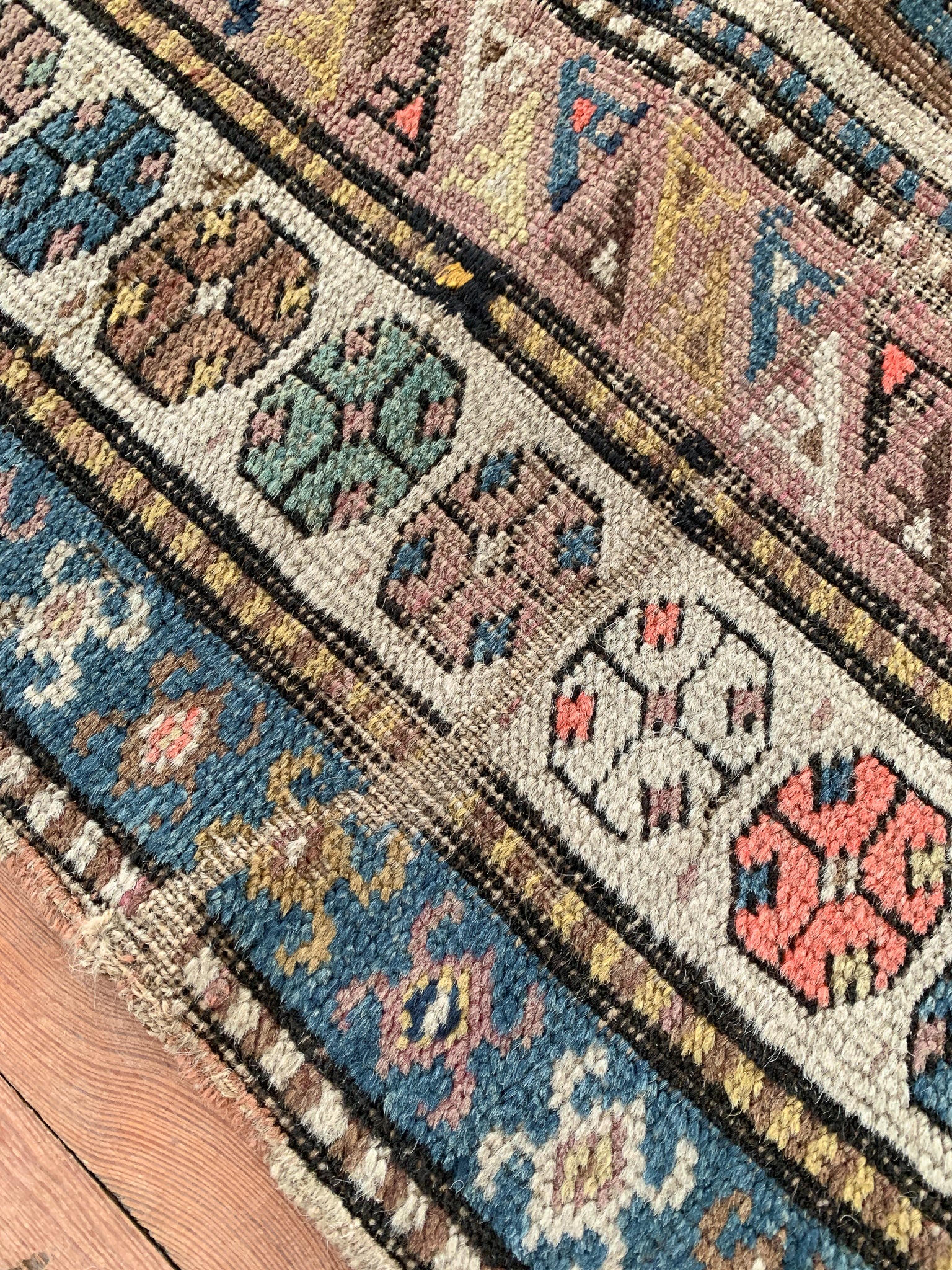 Salveh 3'6 x 8'4