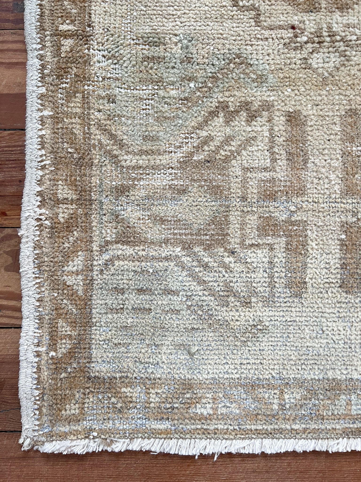 No. 1328 | 1'7 x 3'2