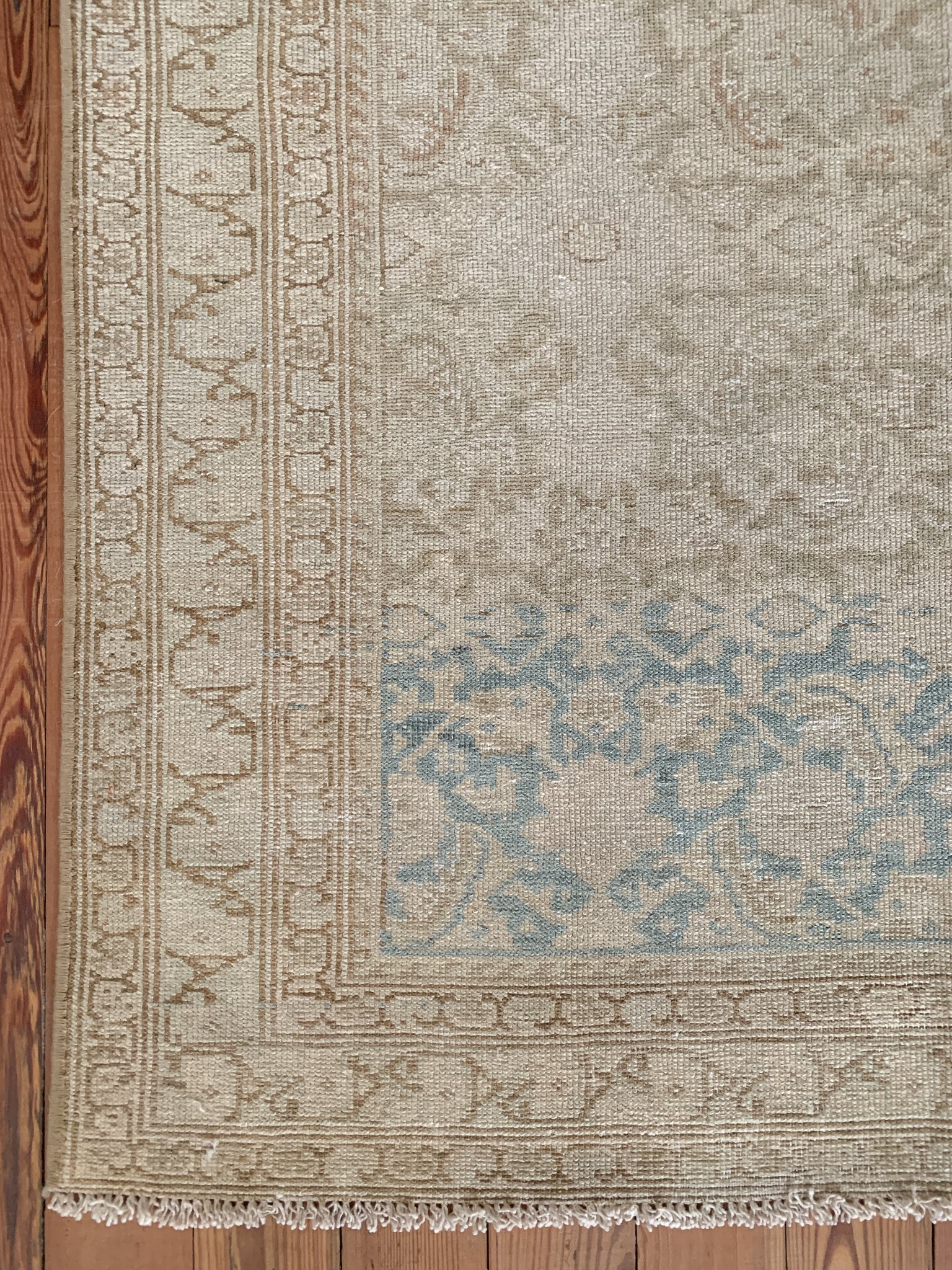 Aspen 3'6 x 17'