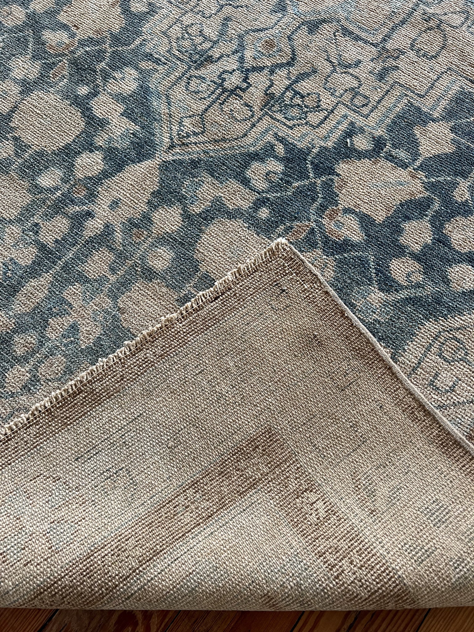 Ghaliya 3'11 x 6'7