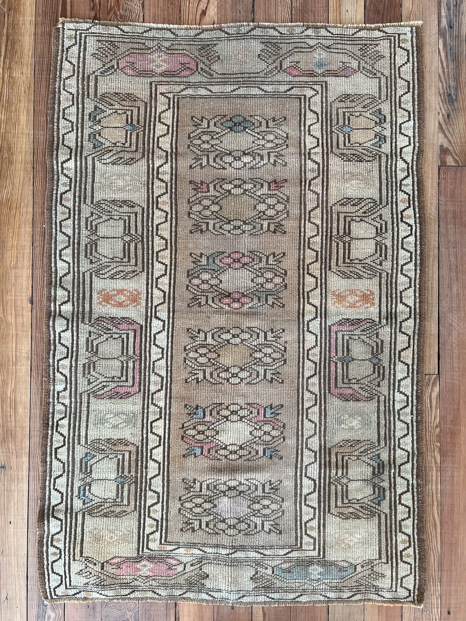 Bella 2'9 x 4'3