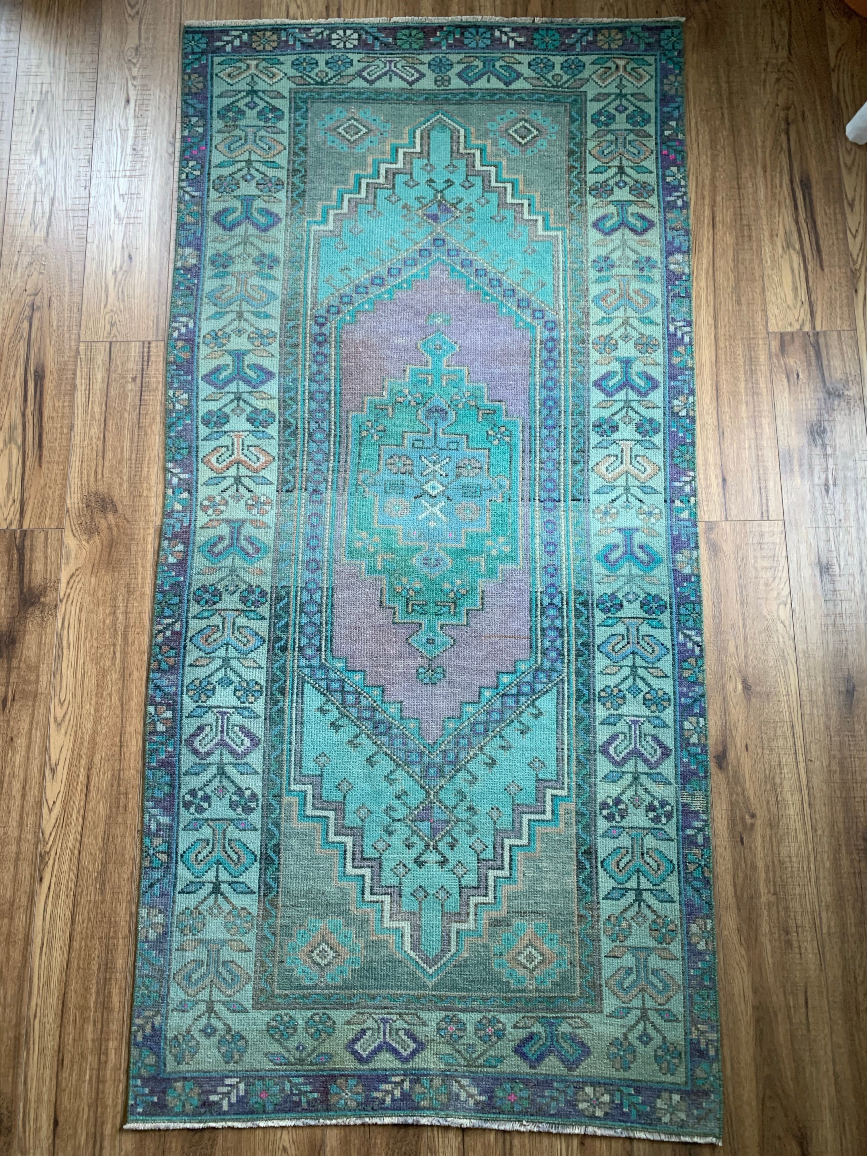 Jewel 3'2 x 6'7