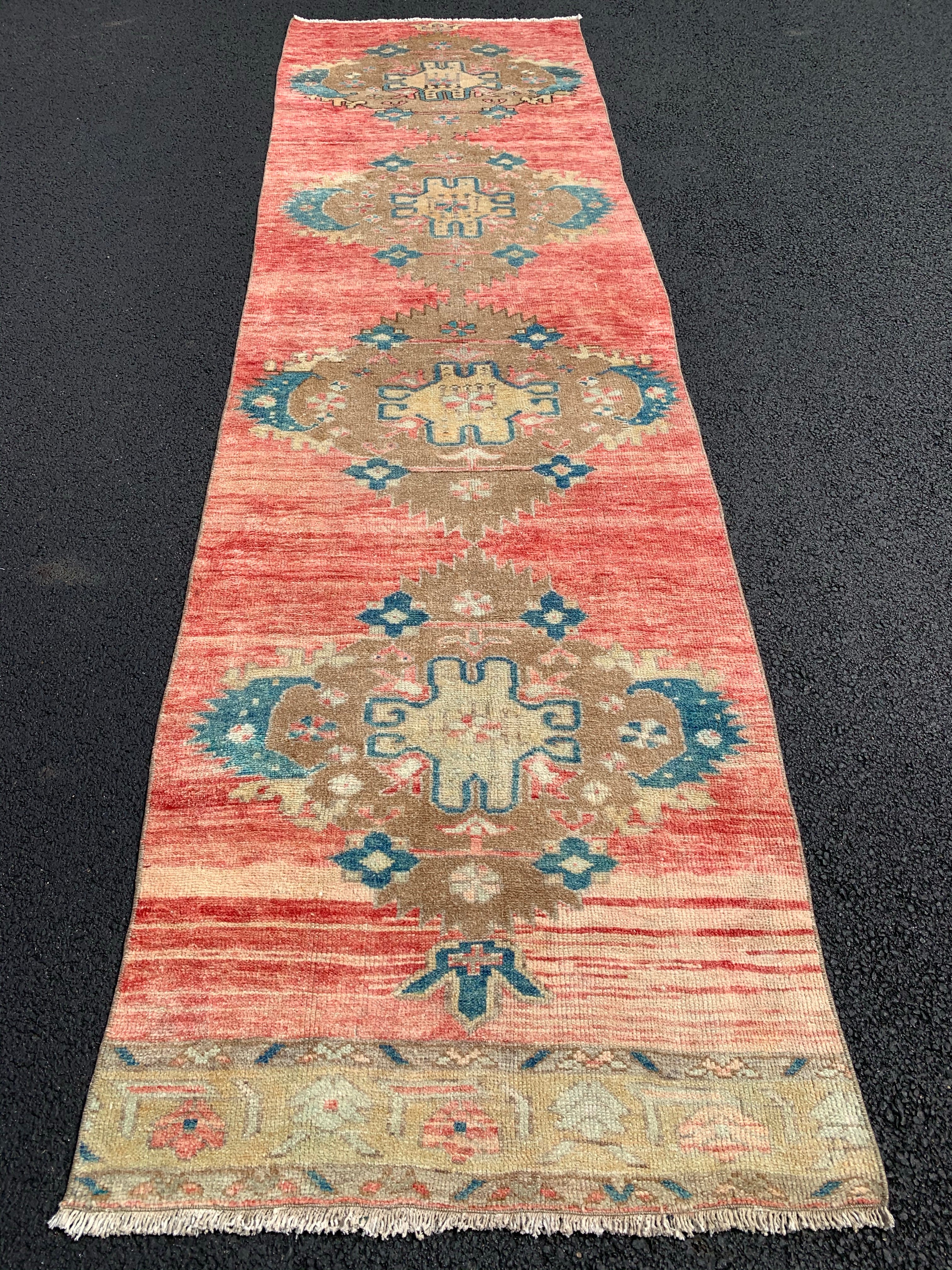 Briel 3' x 10'5