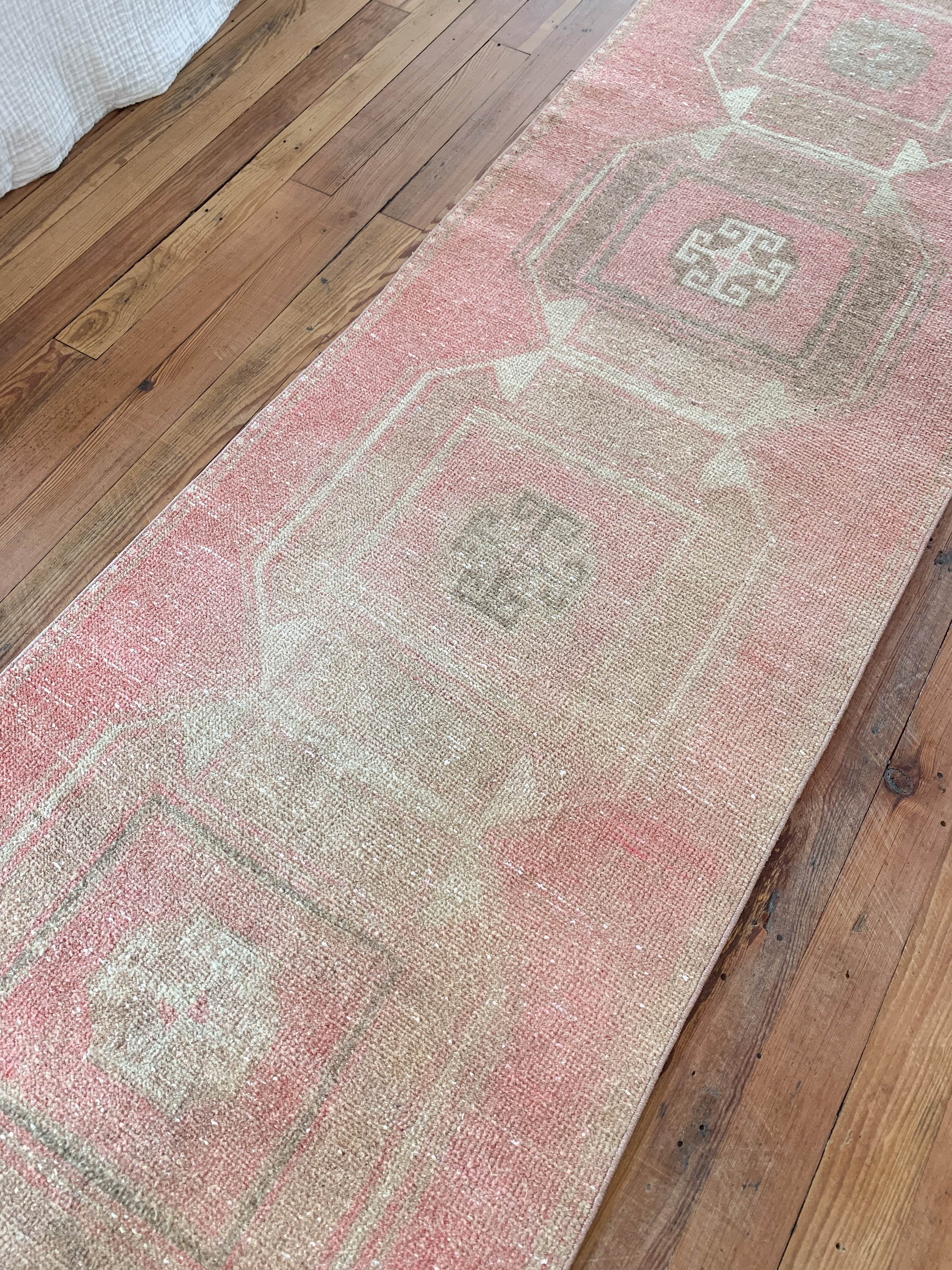 2'9 - 3' x 10'10 Turk Scratch and Dent