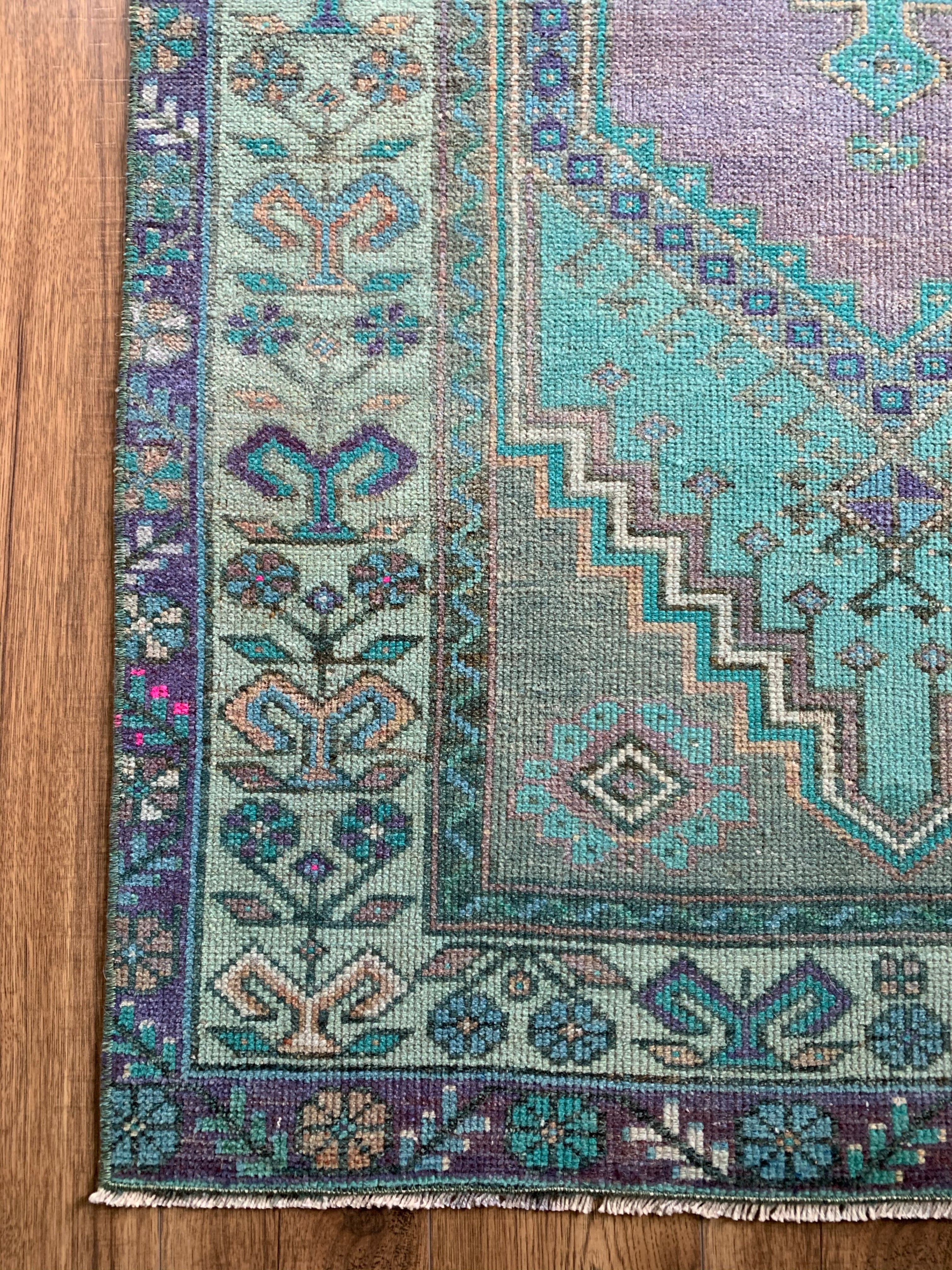Jewel 3'2 x 6'7
