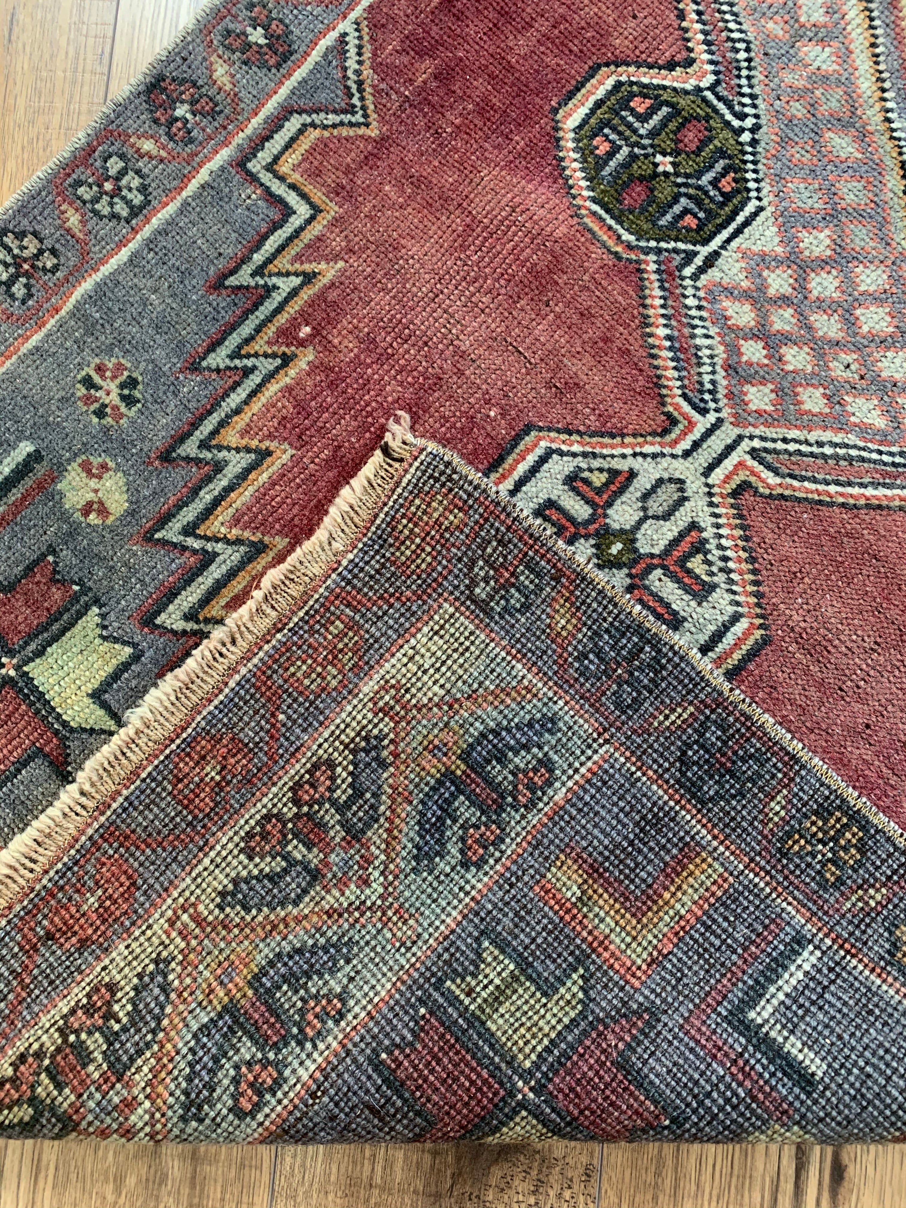 Merlot 2'7 x 6'