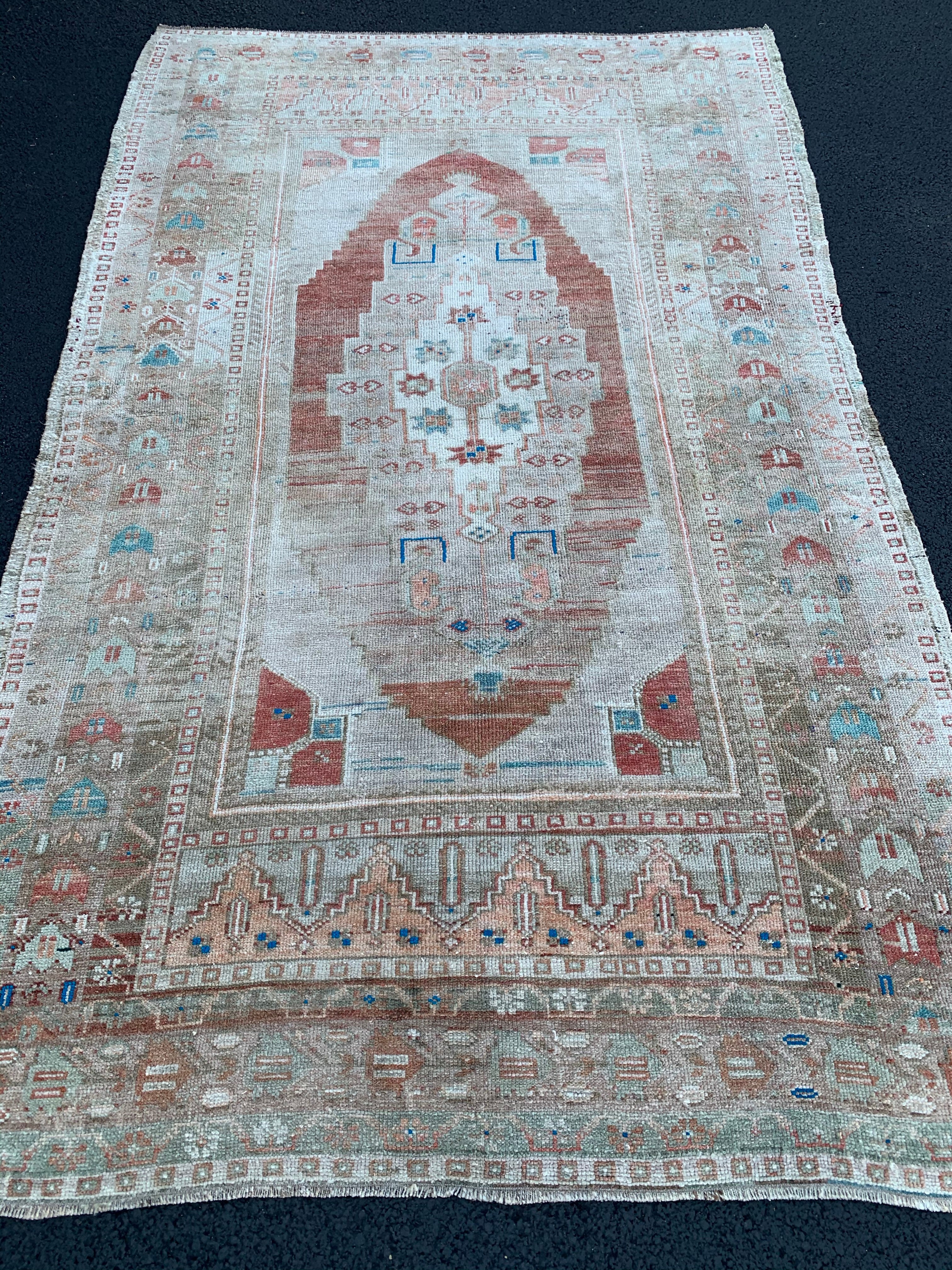 Cadence 5' x 8'7