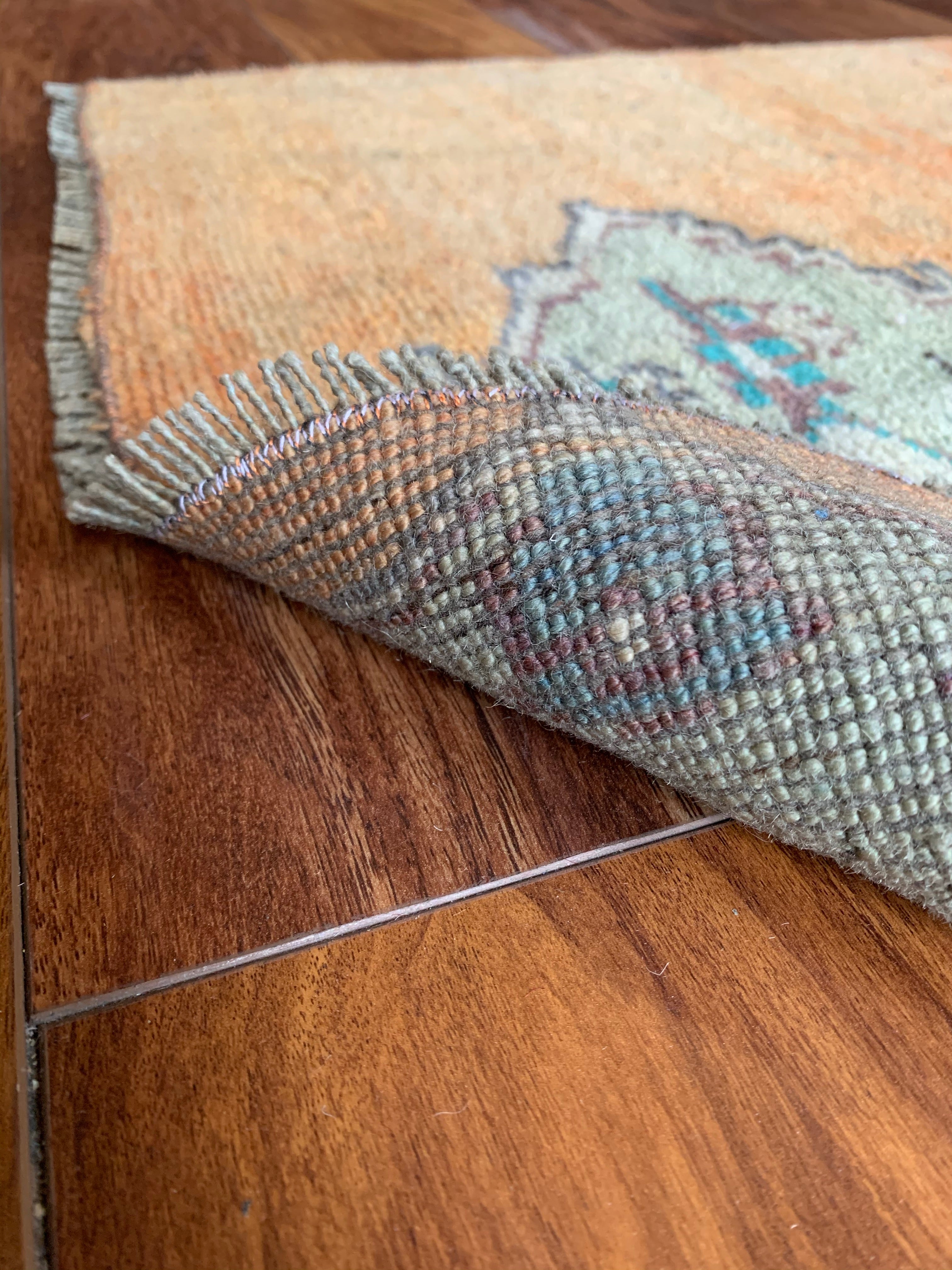 Orielle 3' x 10'8