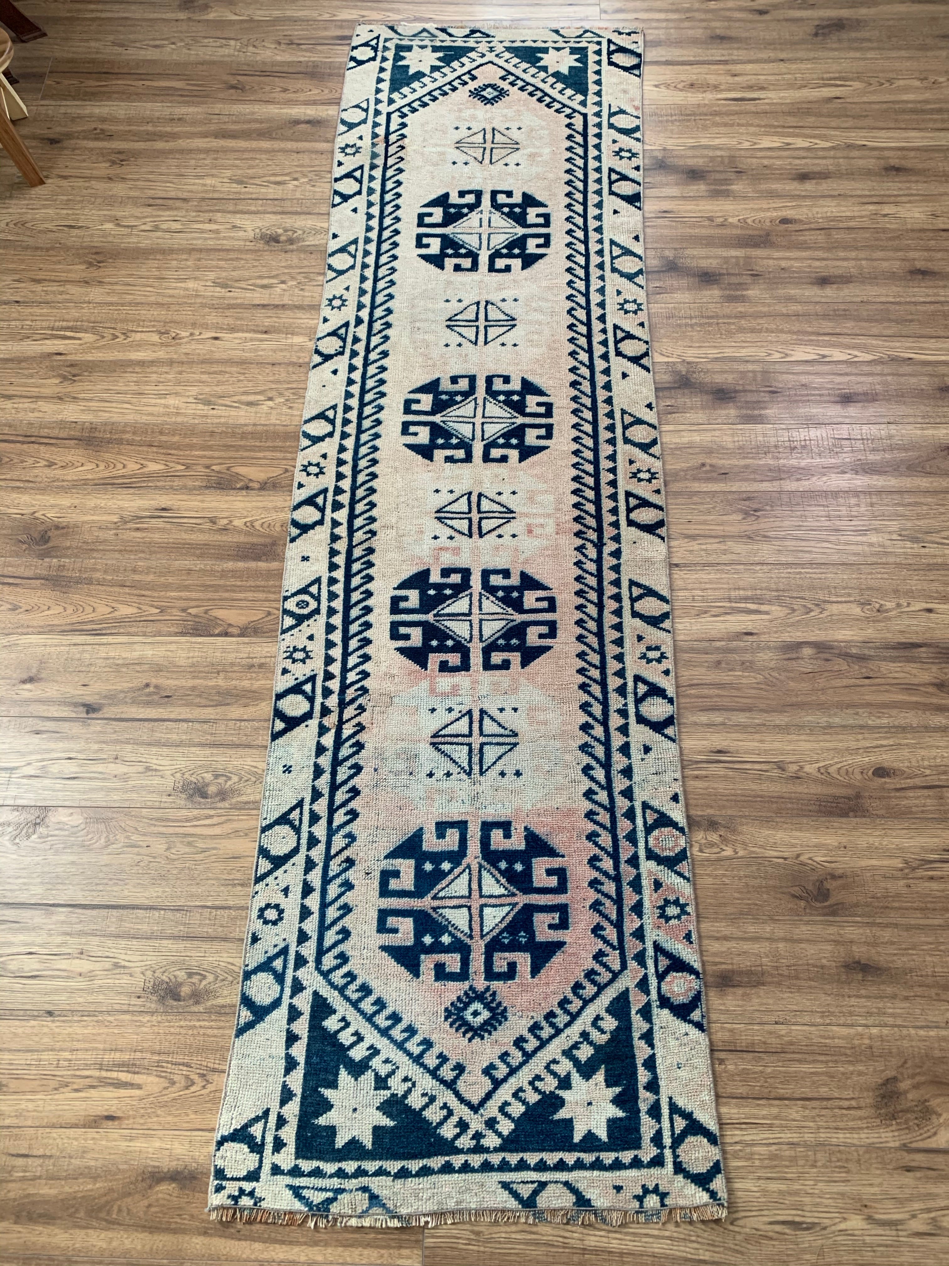 Hadlee 2'5 x 8'7