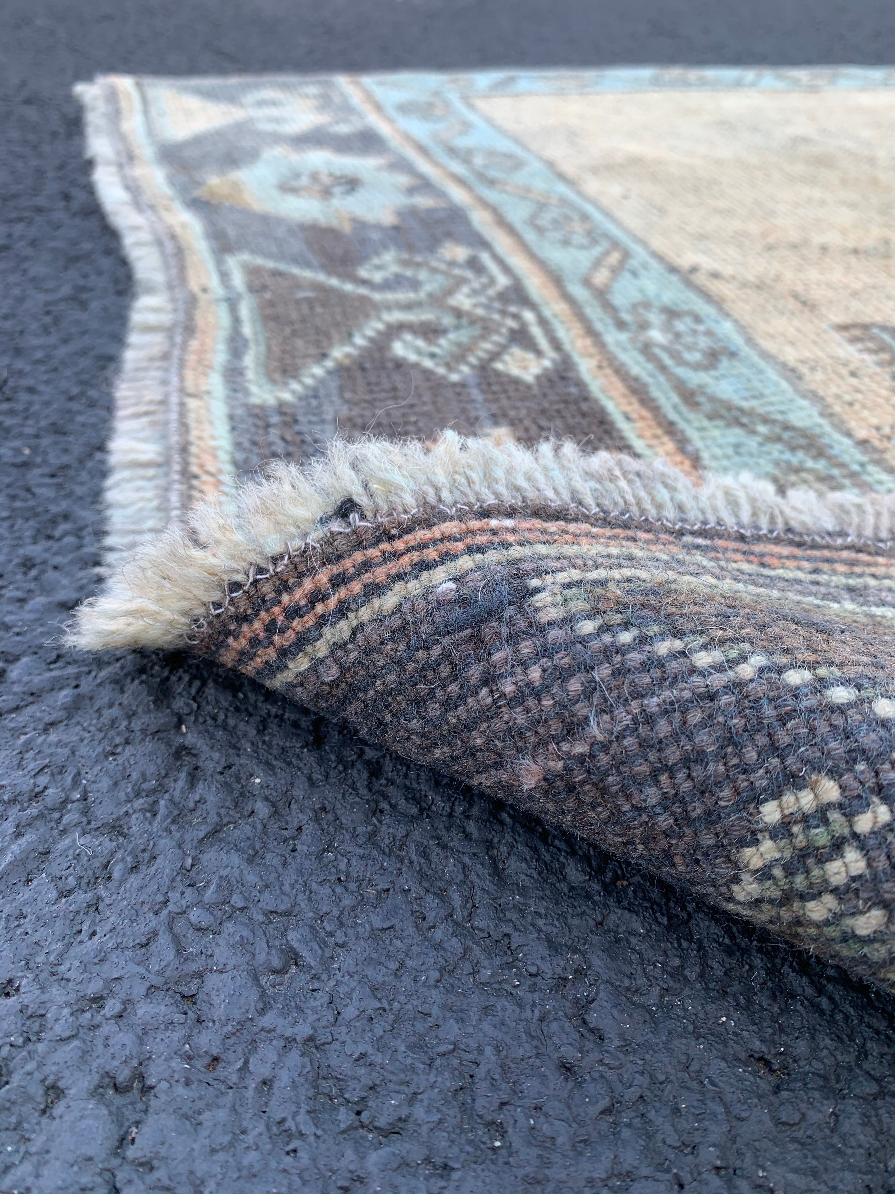 Turquoise 3'4 x 9'11