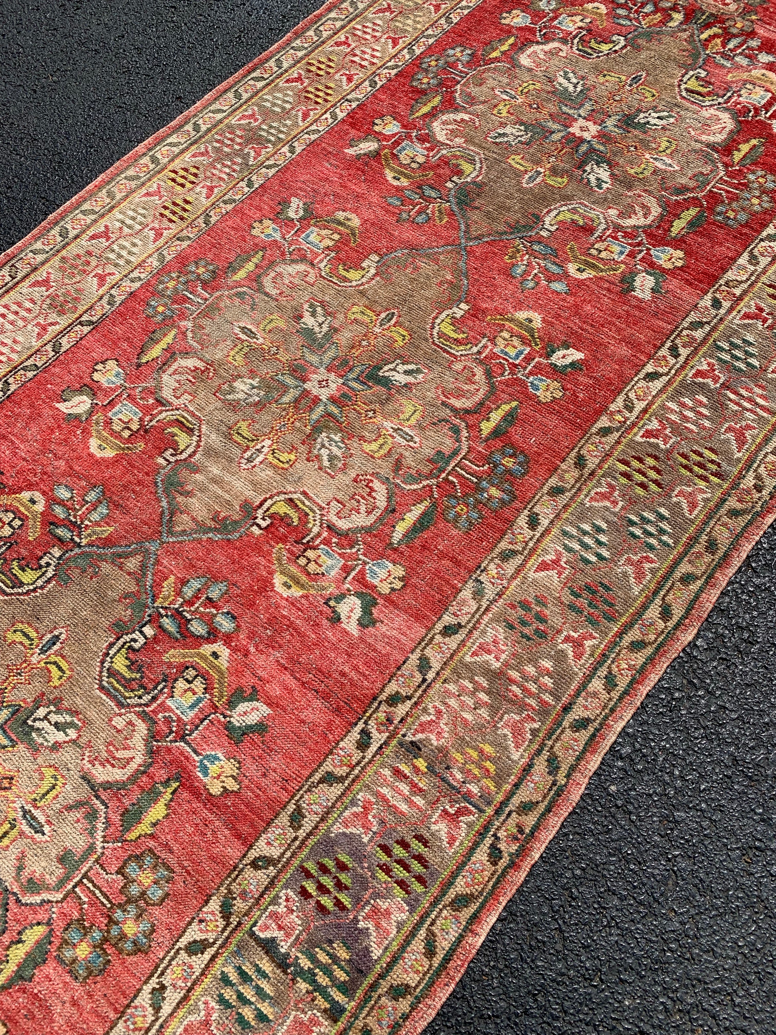 Gwendolyn 4'6.5 x 11