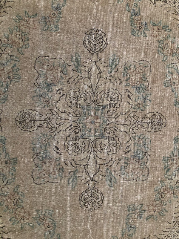 5'1 x 9'1 Turk Area Rug