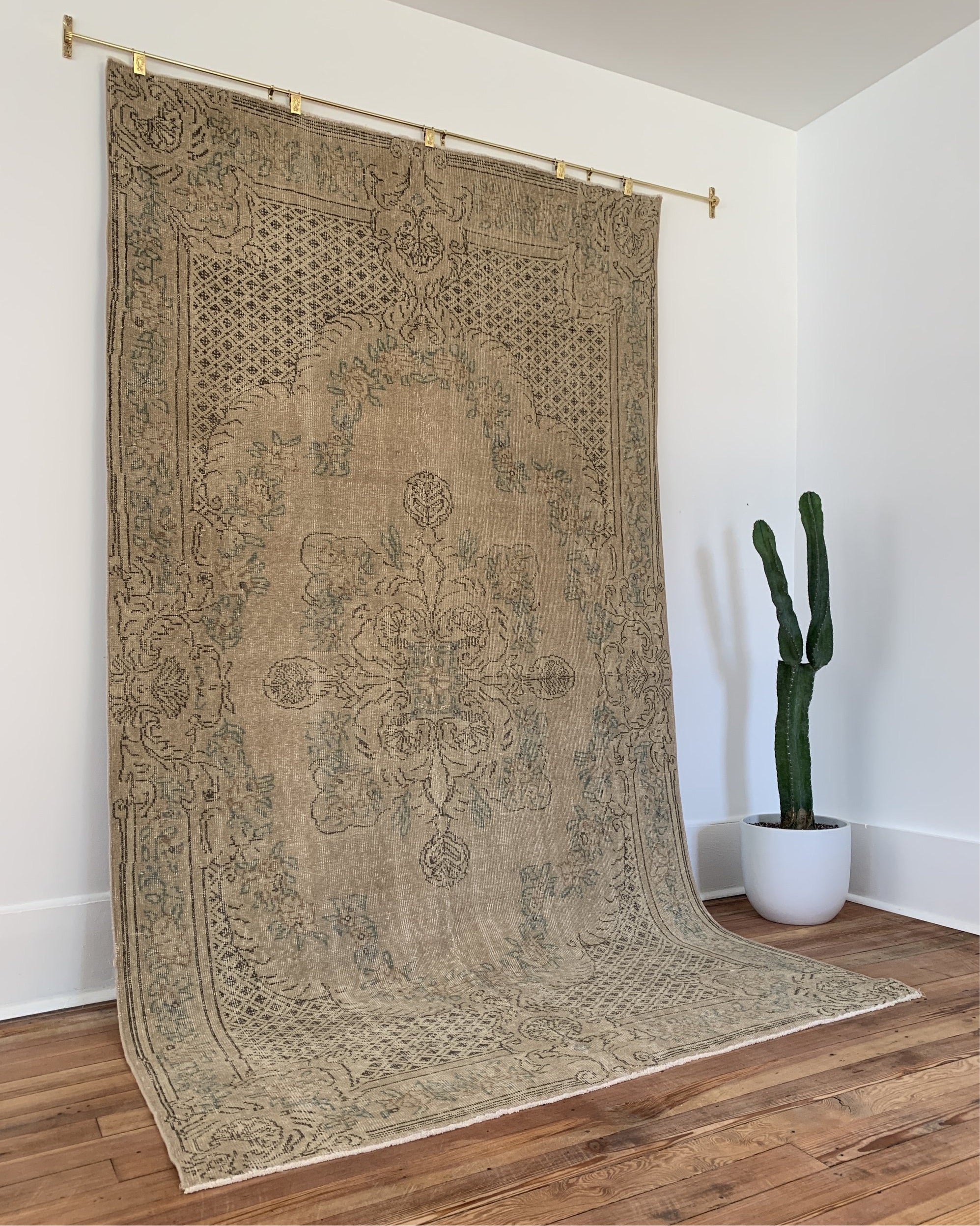 5'1 x 9'1 Turk Area Rug