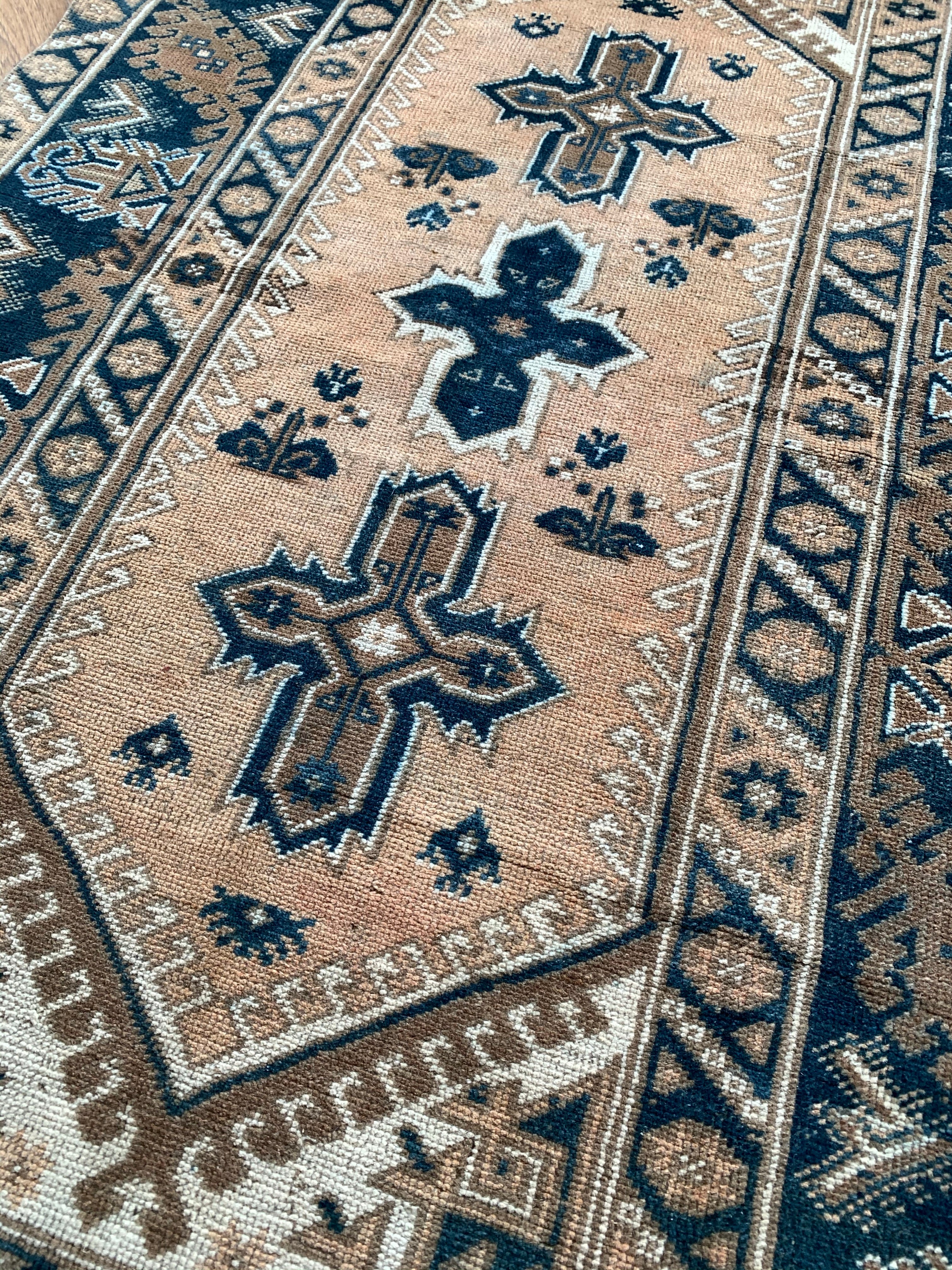 Indi 3'9 x 6'