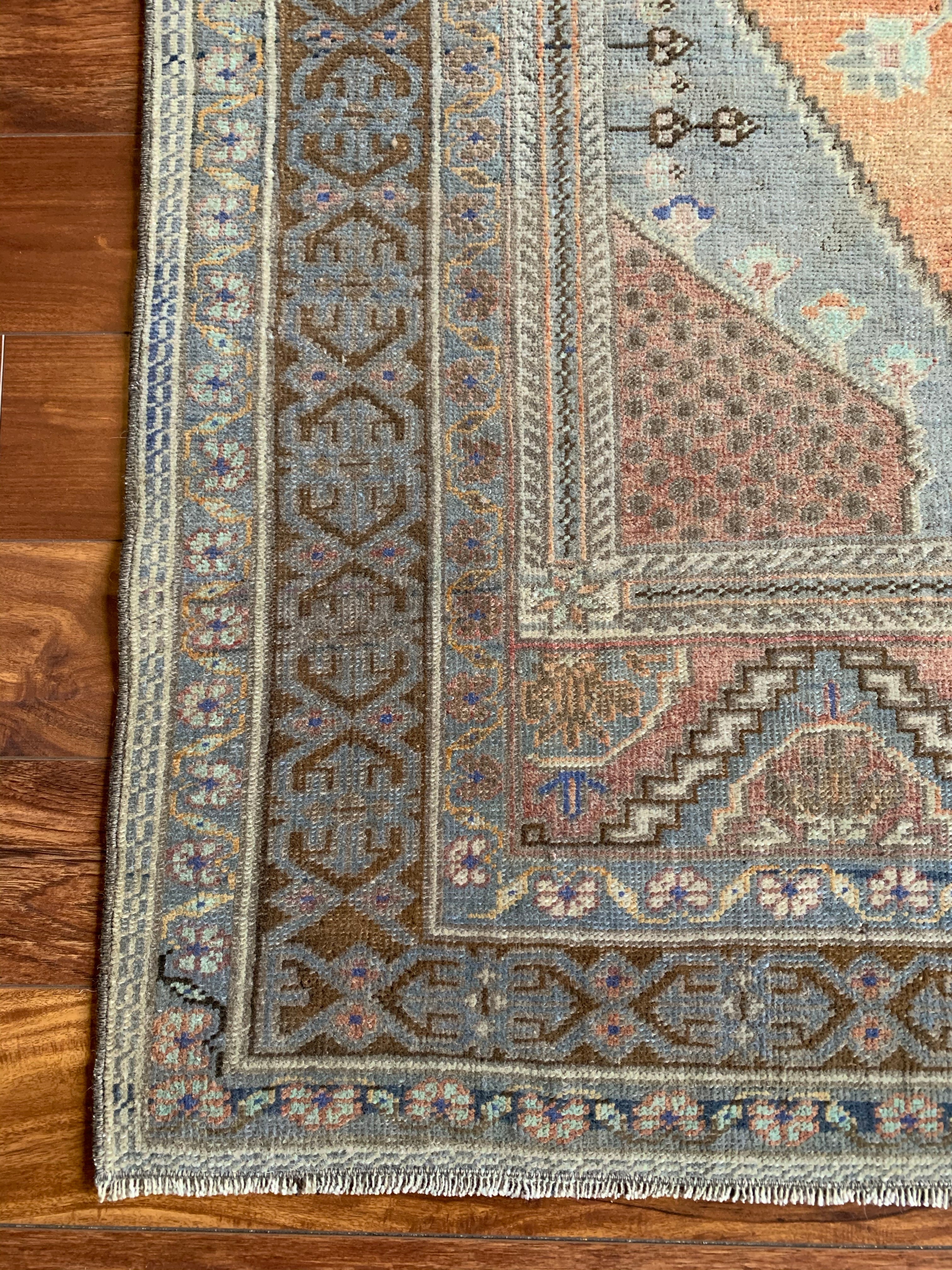 Quincie 4'2 x 7'5