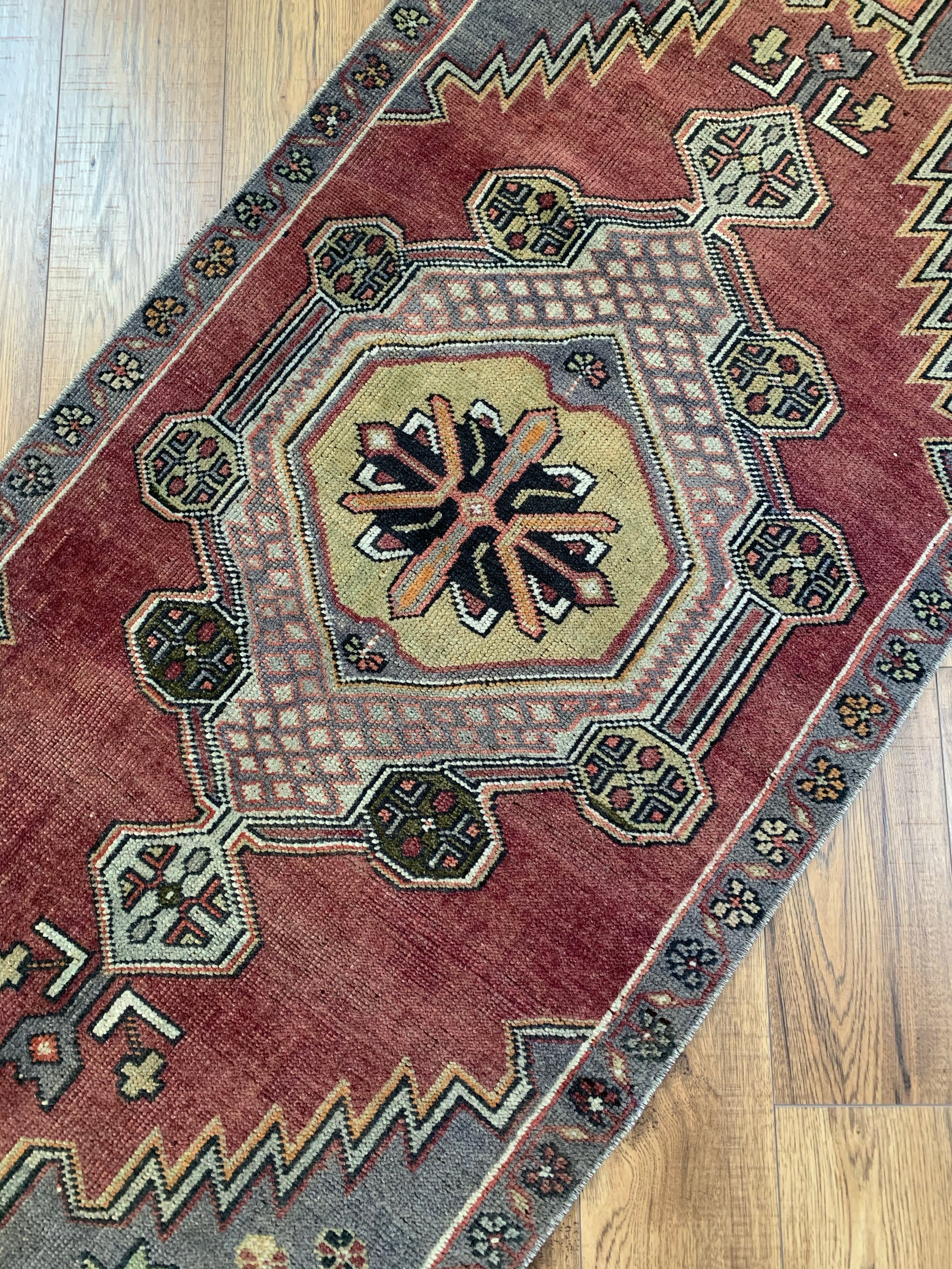 Merlot 2'7 x 6'