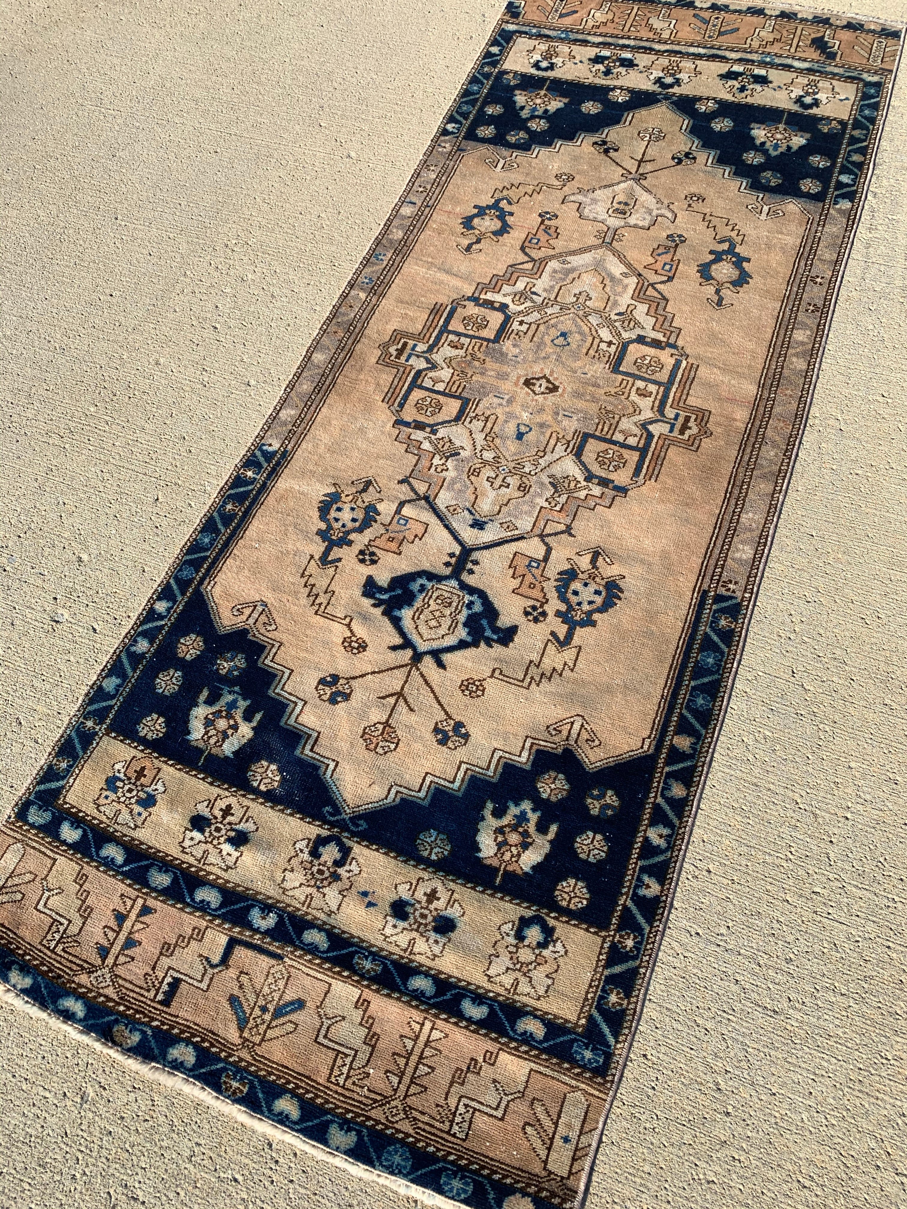 Lamis 2'9 x 7'6