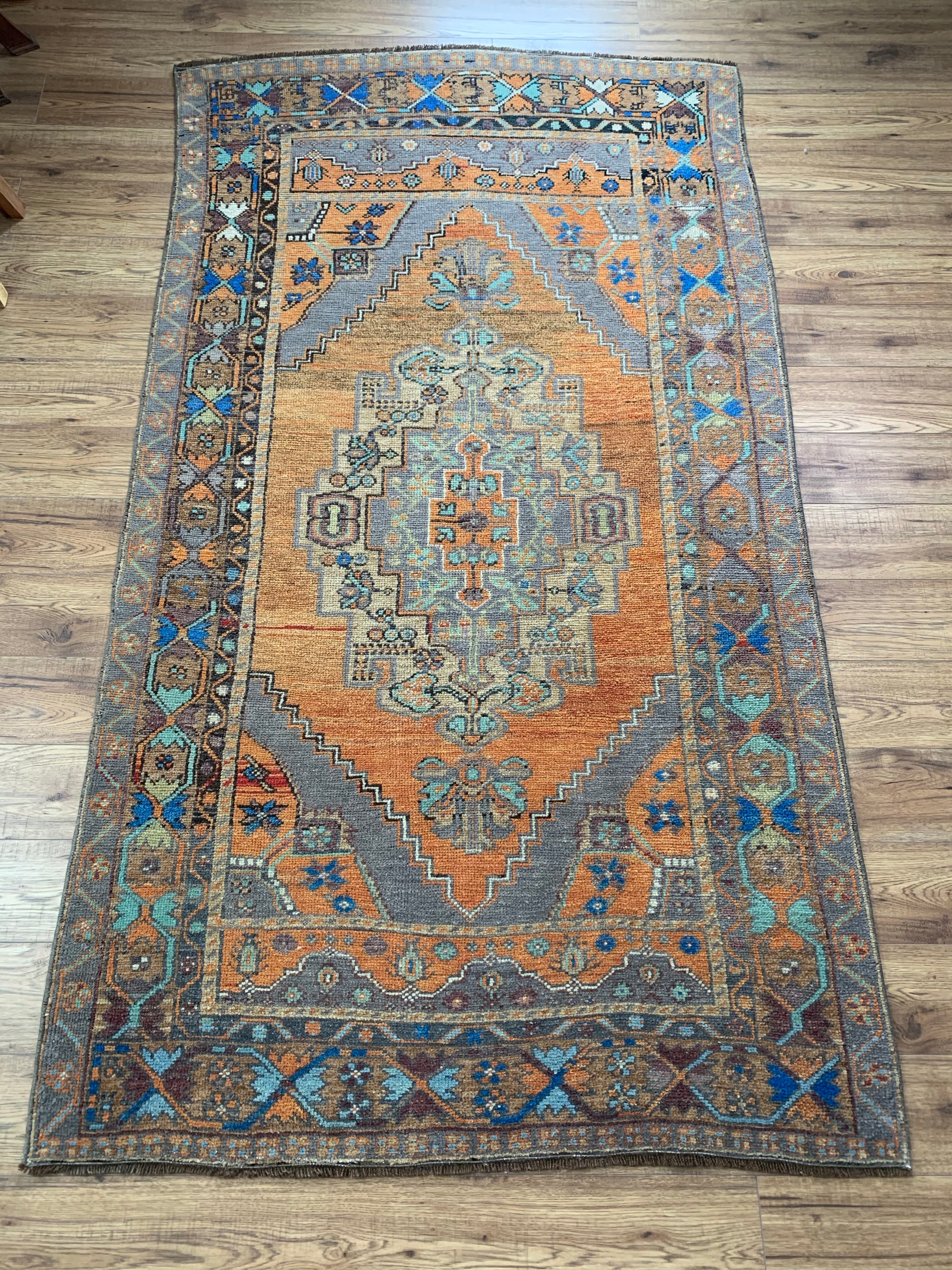 Ember 4'3 x 7'9