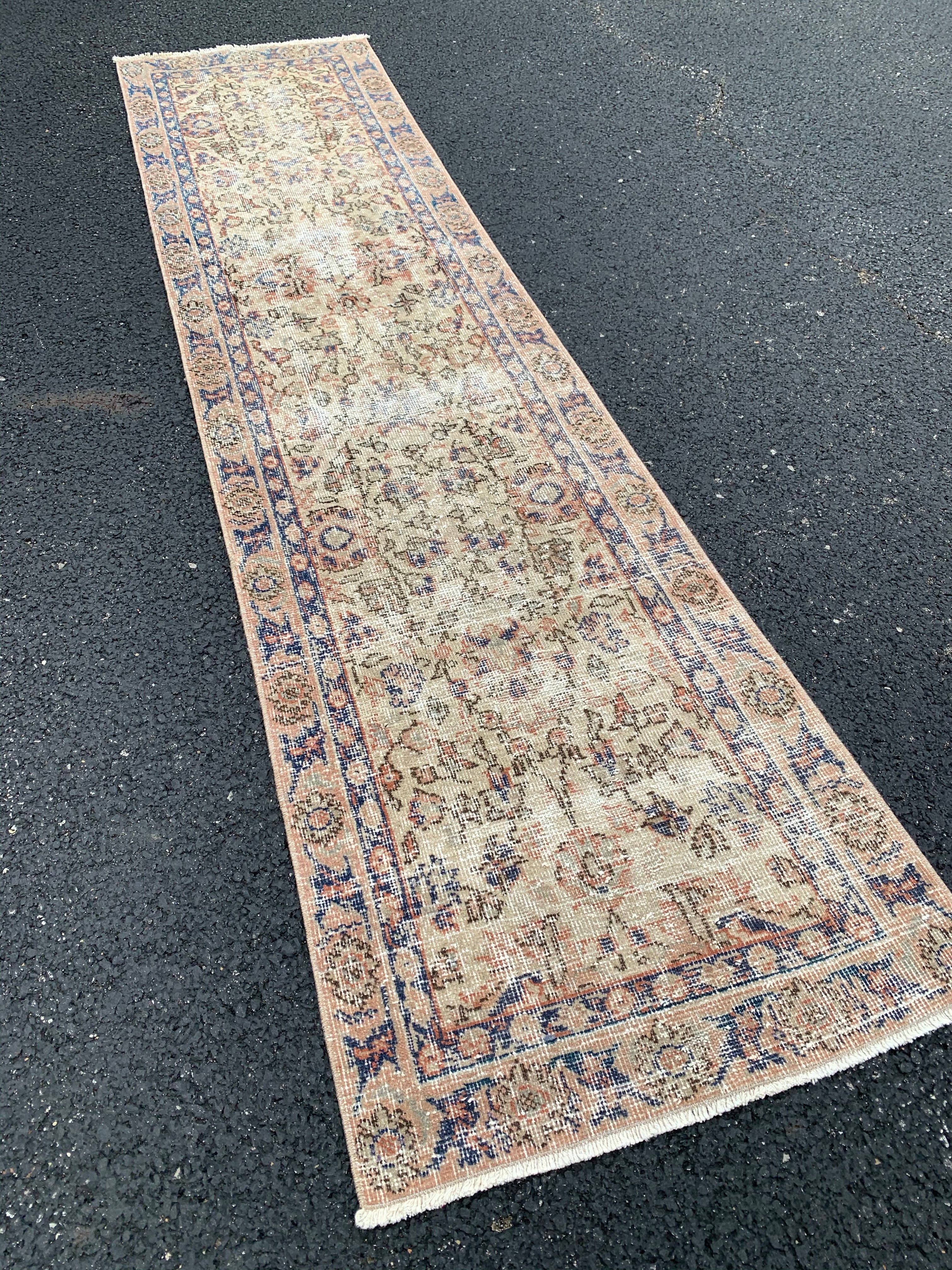 JoAnna 2'1 x 8'5